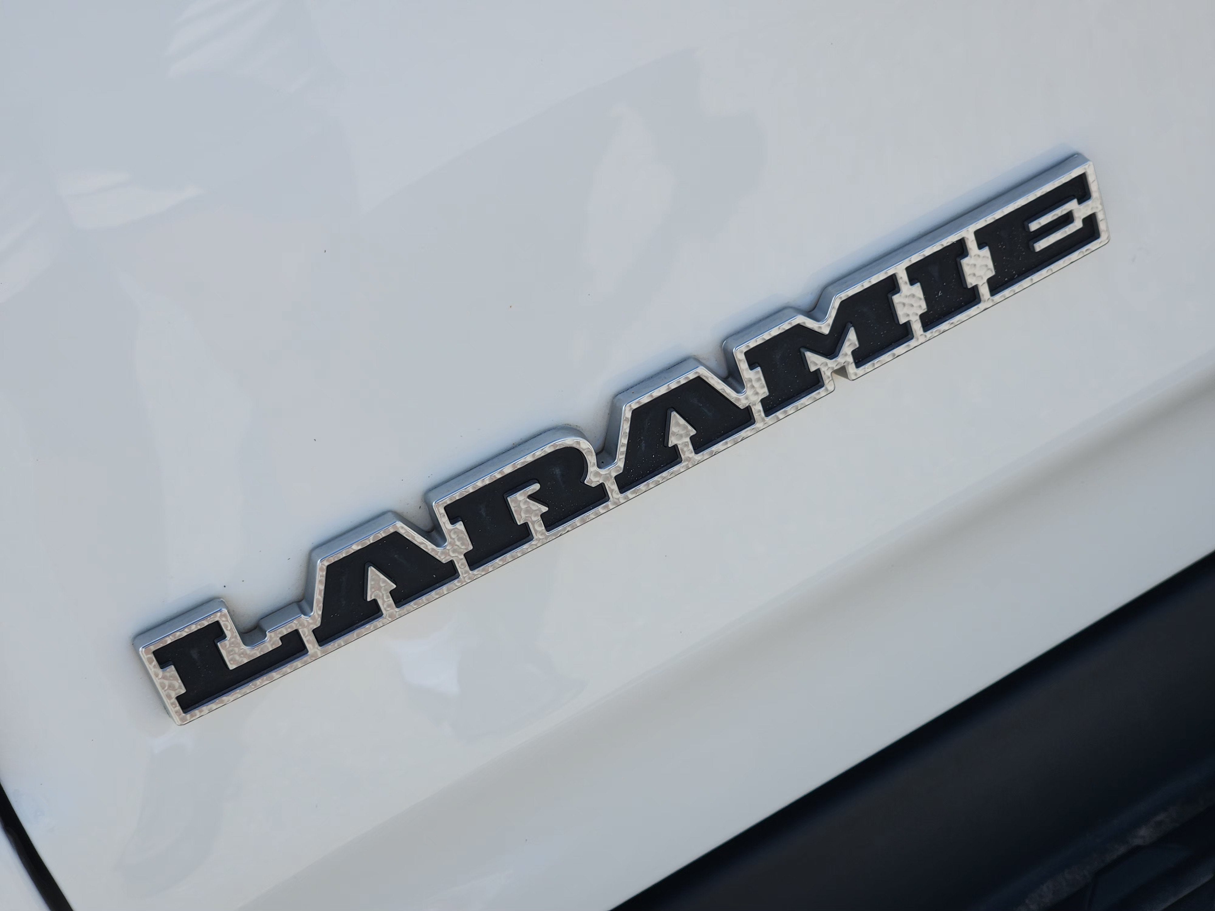 2024 RAM 1500 Laramie Crew Cab 4x4 5'7" Box
