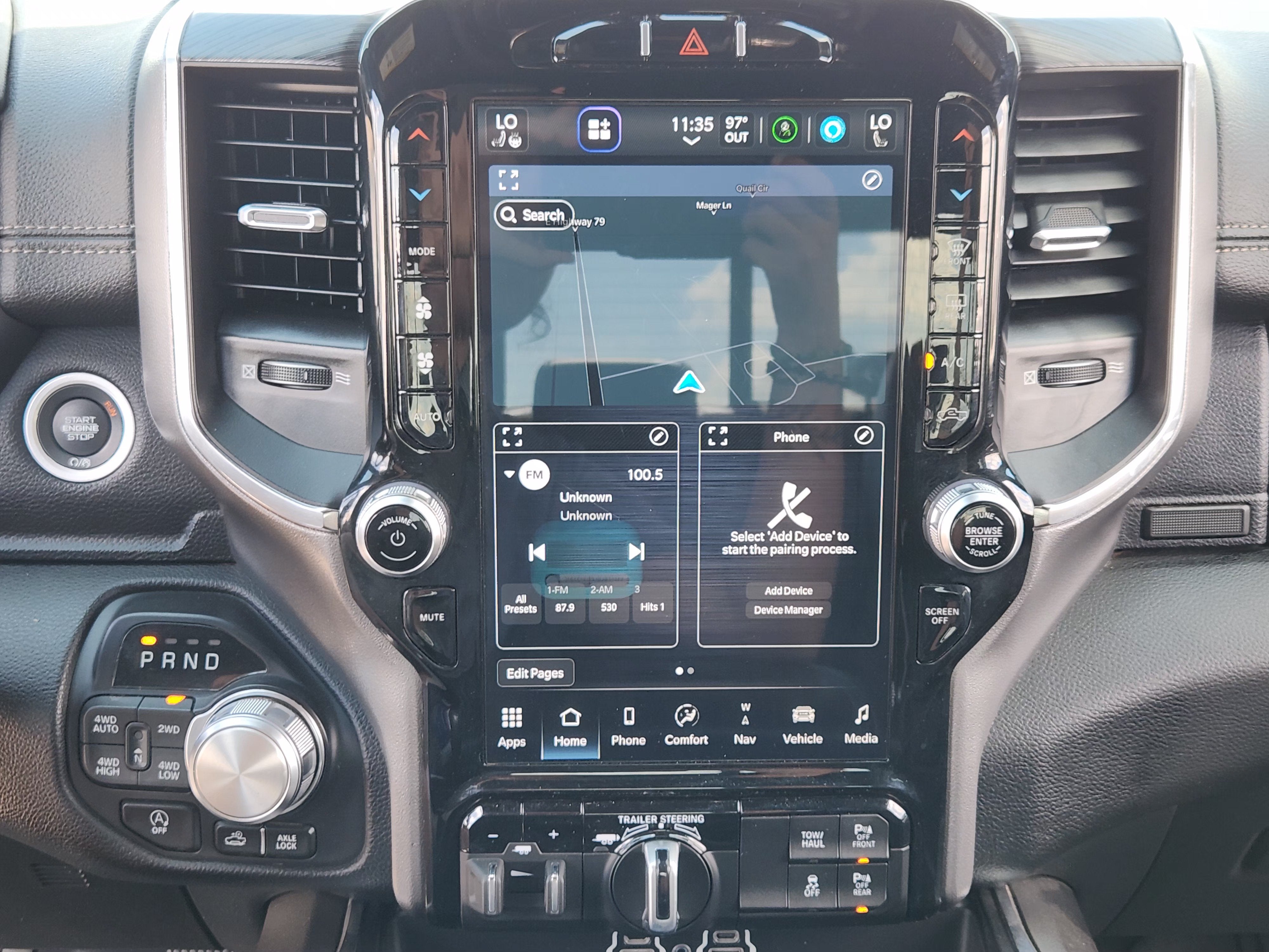 2024 RAM 1500 Laramie Crew Cab 4x4 5'7" Box