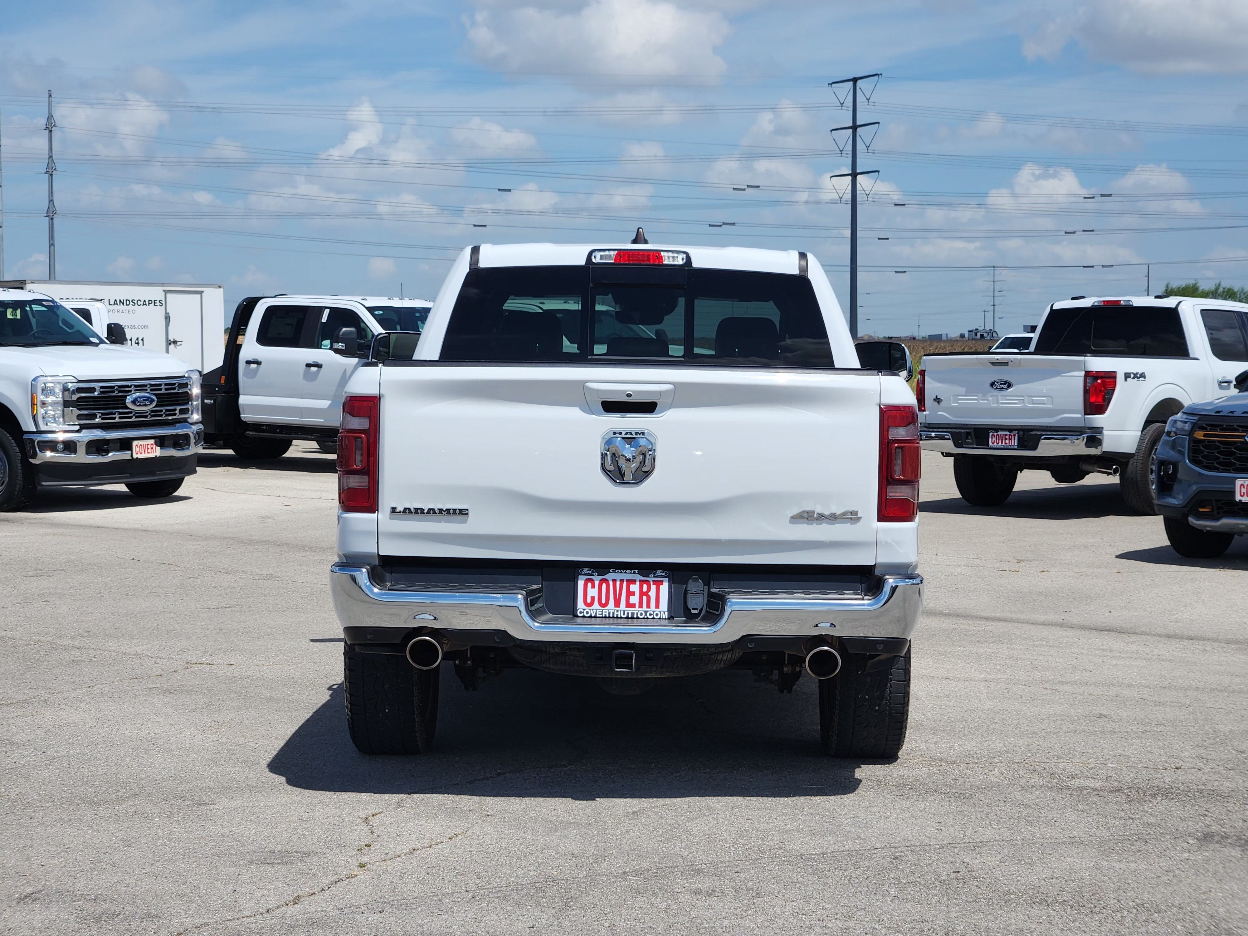 2024 RAM 1500 Laramie Crew Cab 4x4 5'7" Box