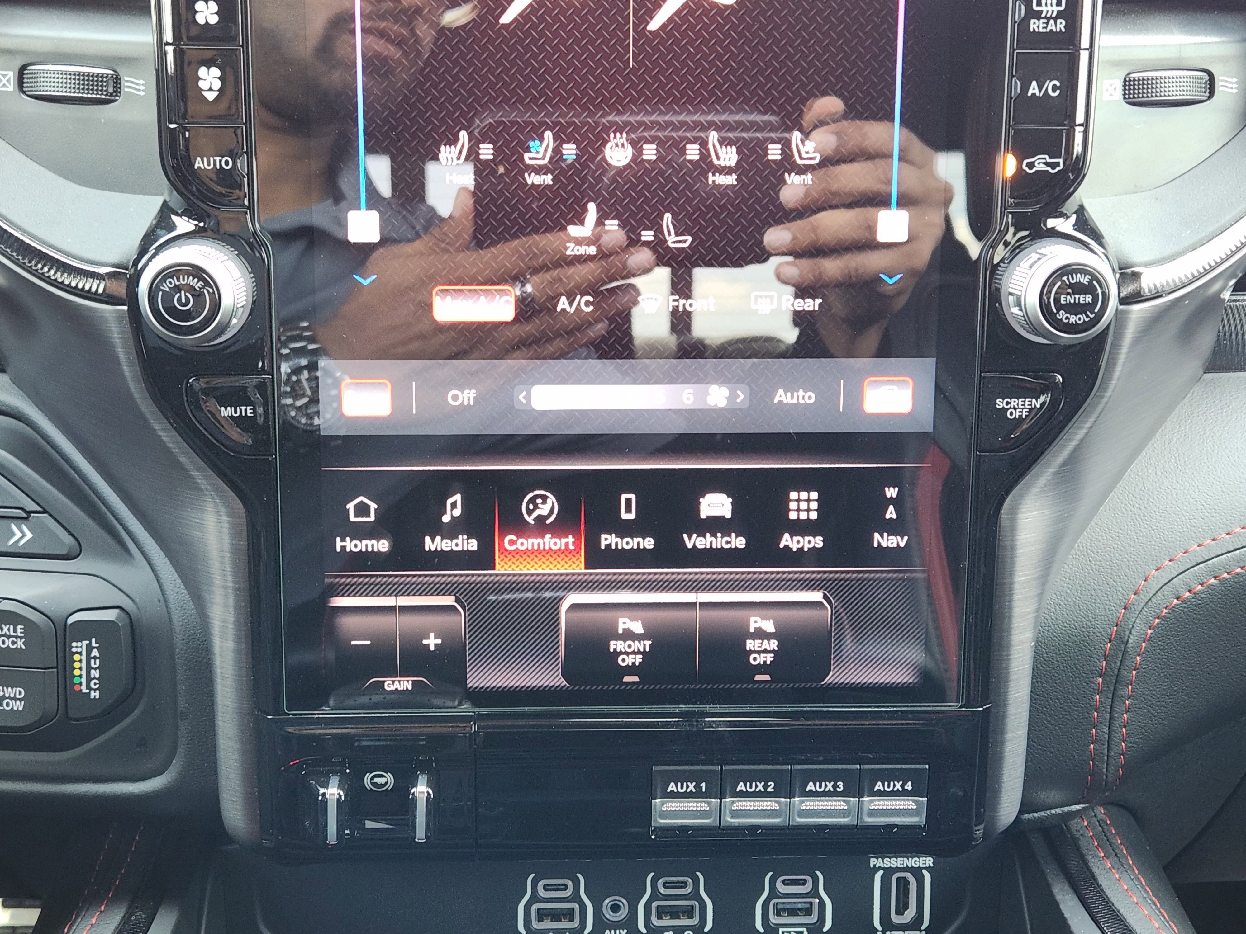 2025 RAM 1500 RHO