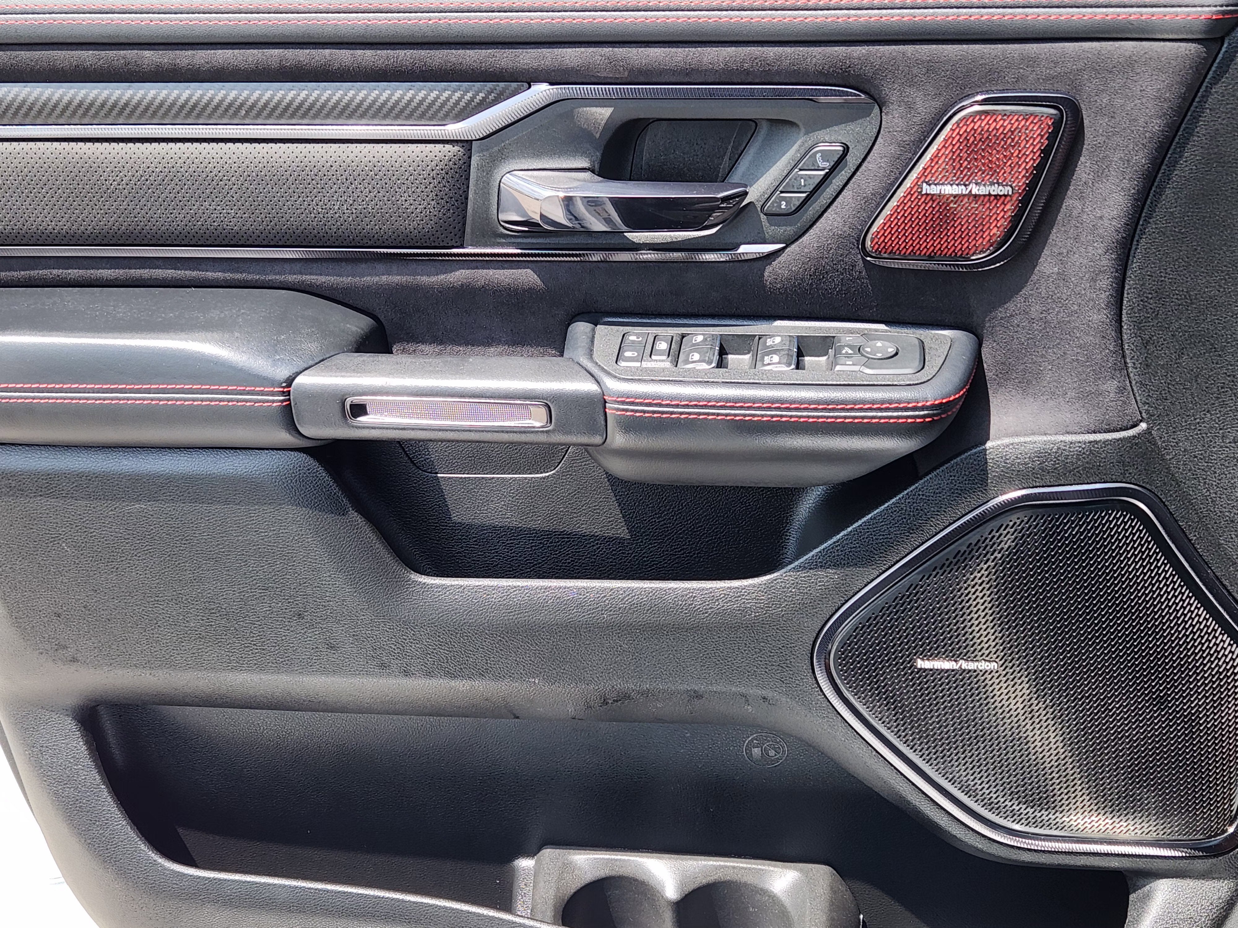 2025 RAM 1500 RHO