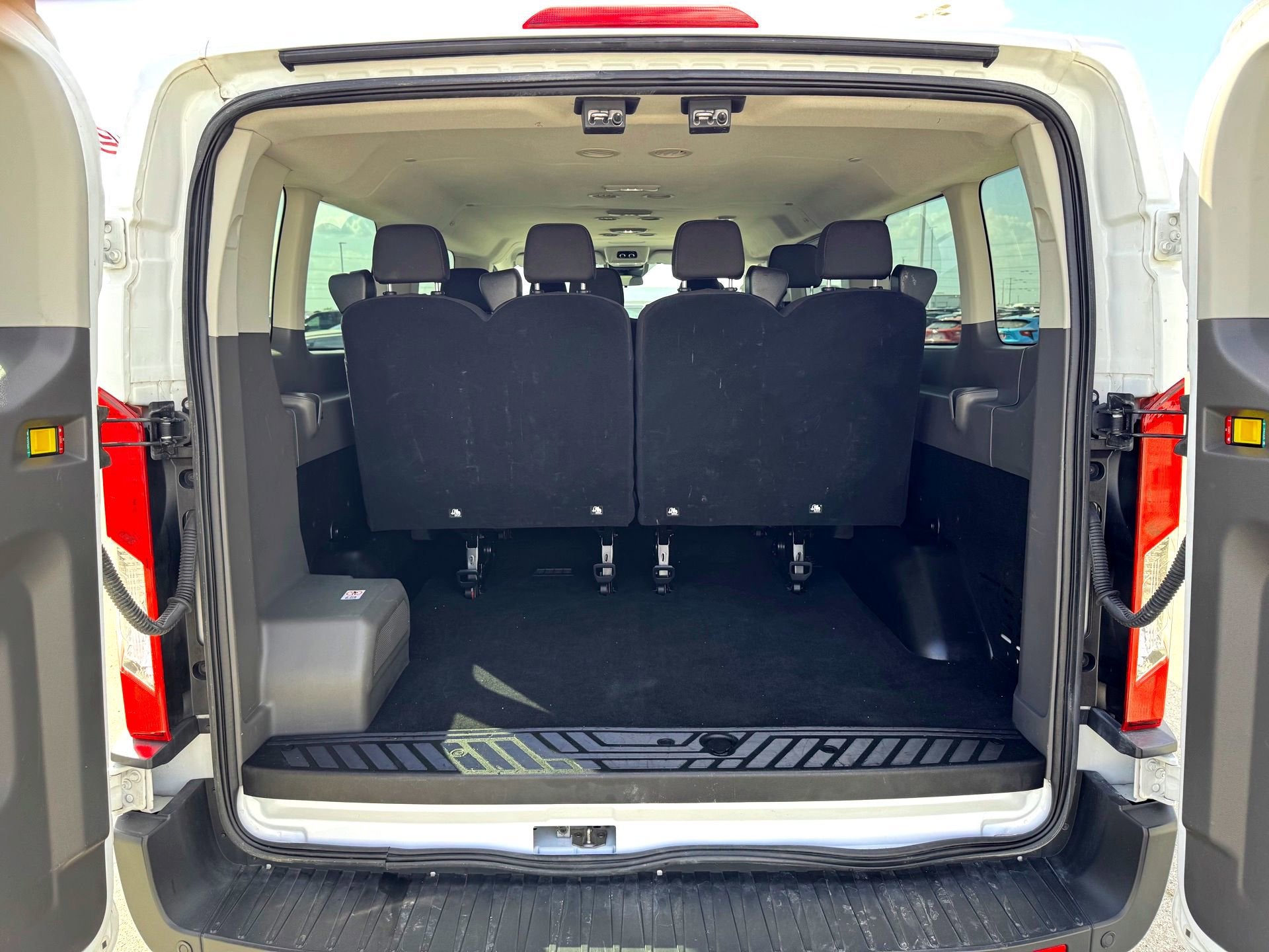 2023 Ford Transit Passenger Wagon XL