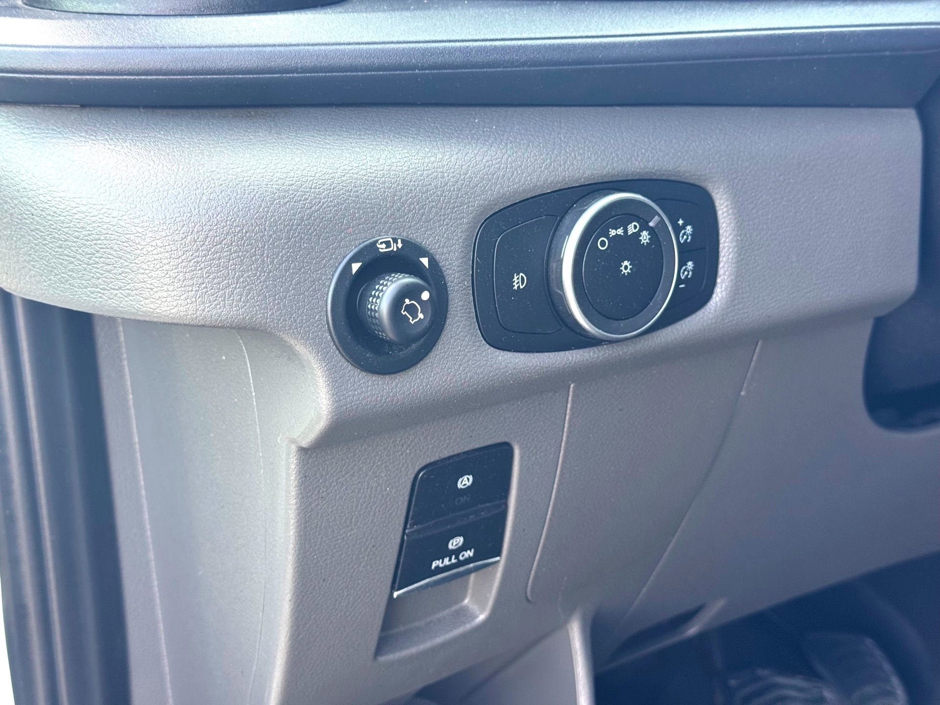 2023 Ford Transit Passenger Wagon XL