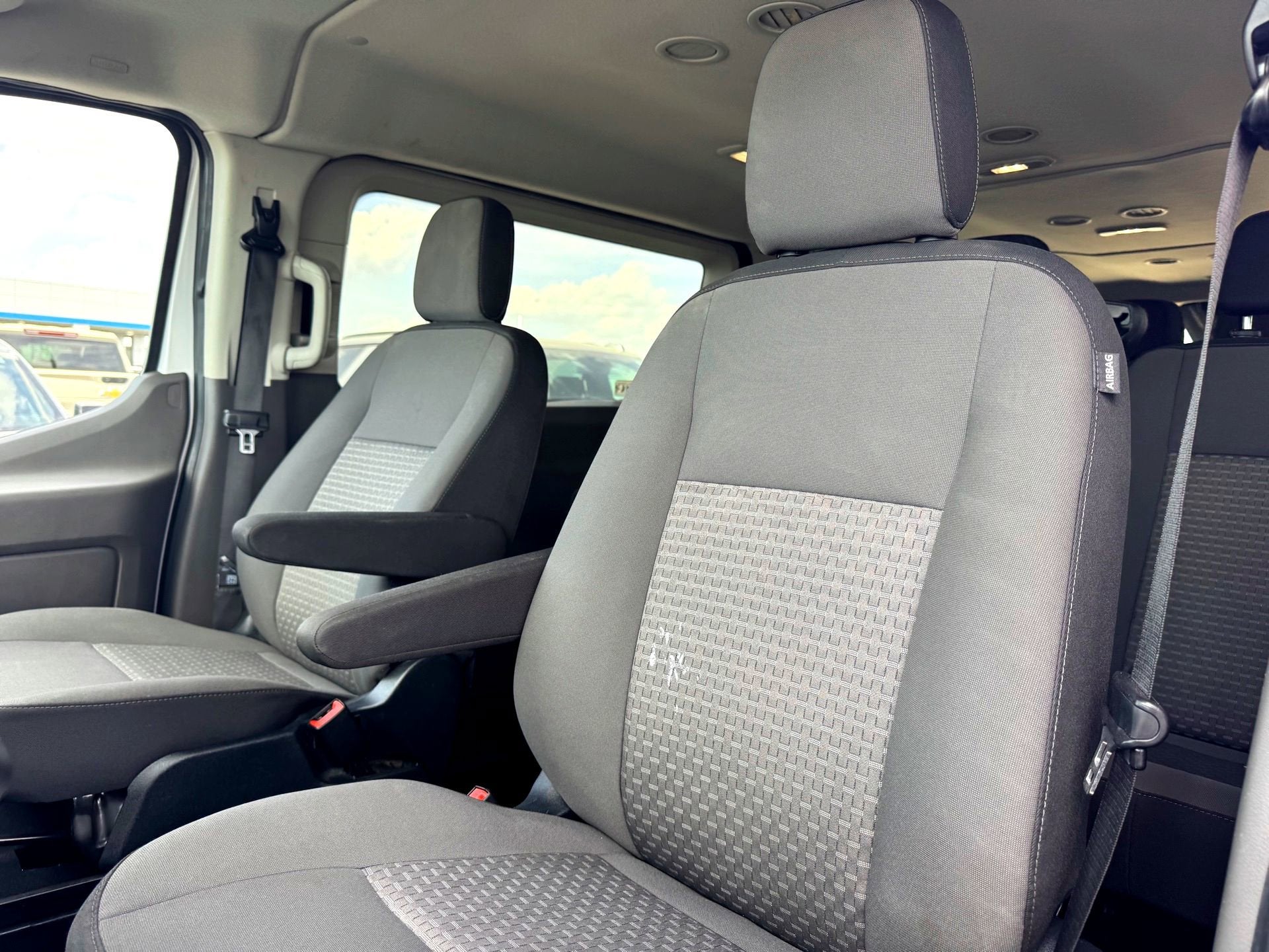 2023 Ford Transit Passenger Wagon XL