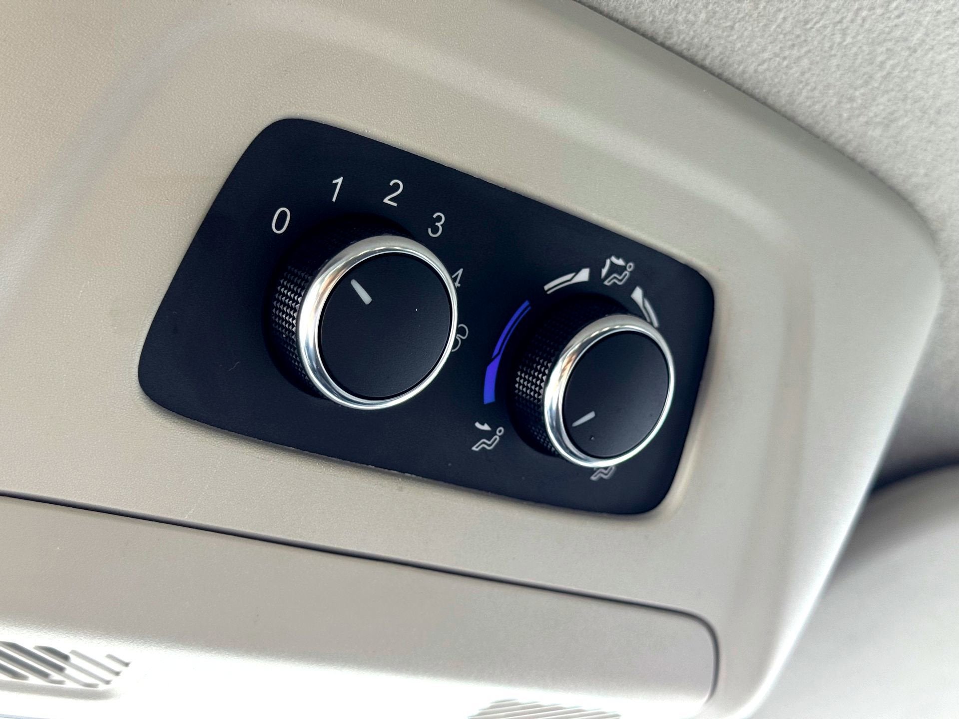 2023 Ford Transit Passenger Wagon XL