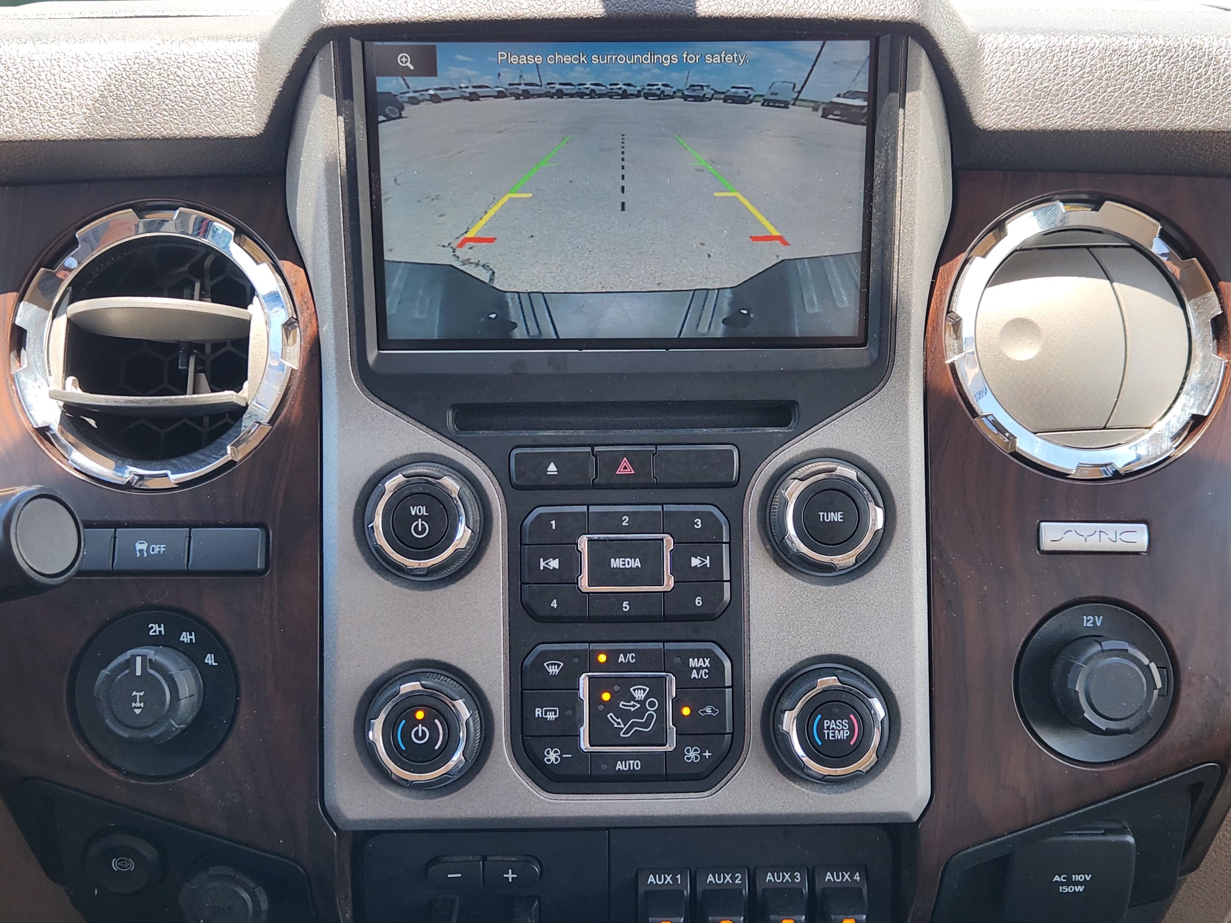 2016 Ford Super Duty F-250 SRW Lariat