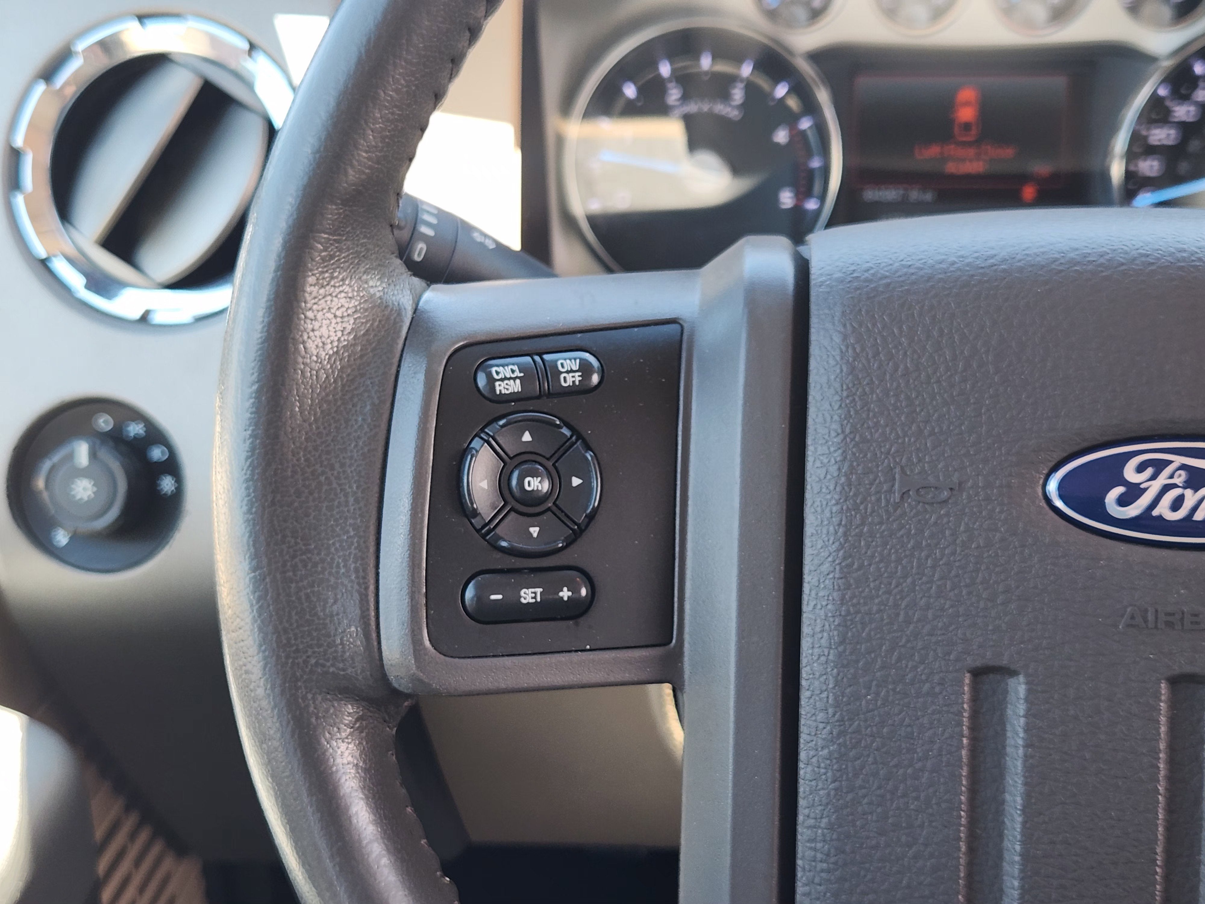 2016 Ford Super Duty F-250 SRW Lariat
