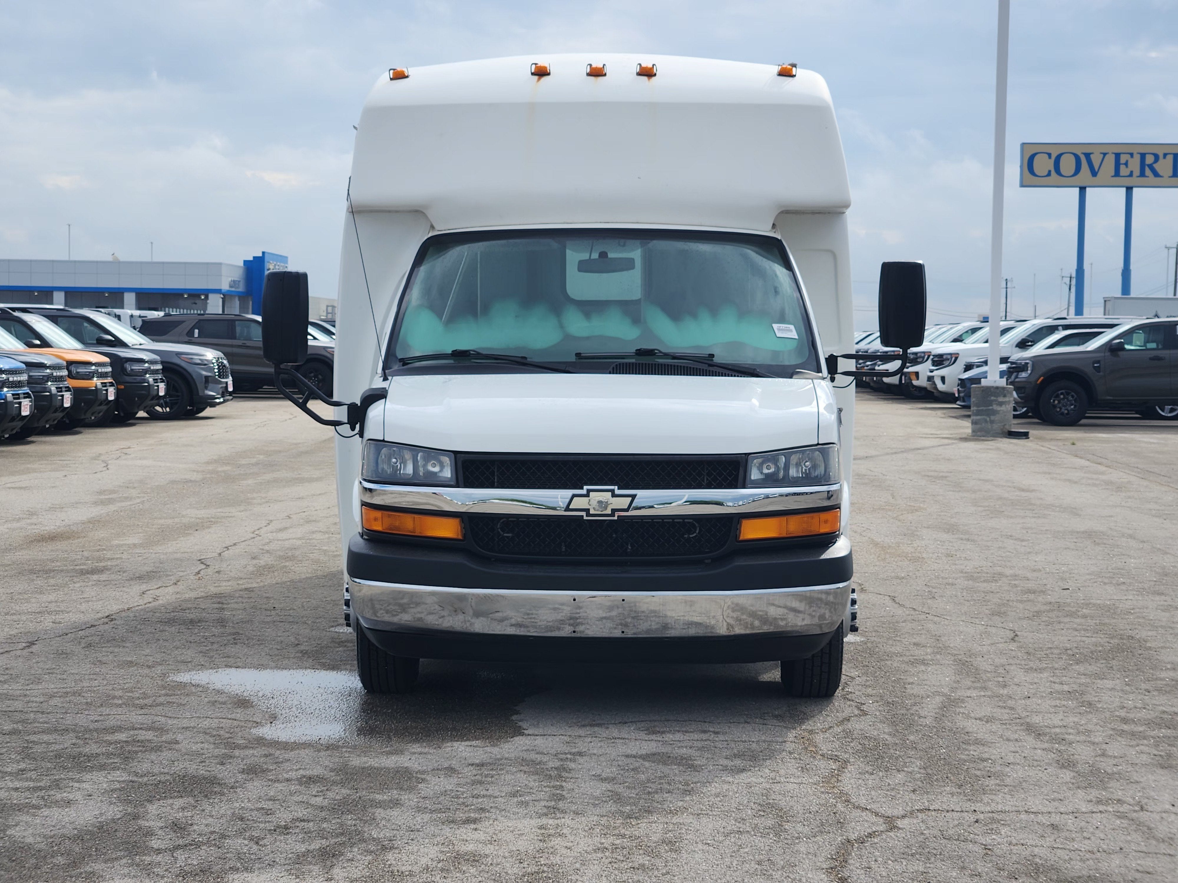 2016 Chevrolet Express Cutaway 3500 Diesel