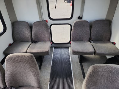 2016 Chevrolet Express Cutaway 3500 Diesel