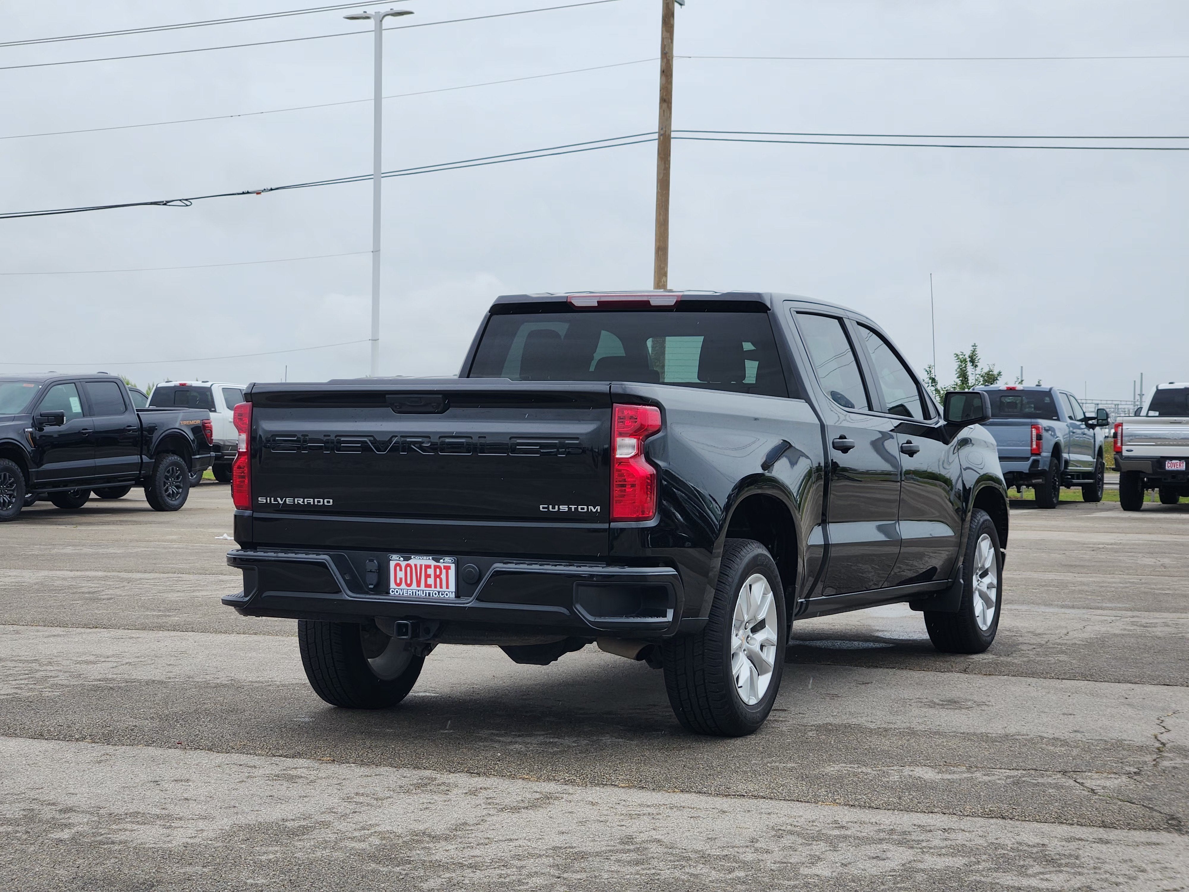 2025 Chevrolet Silverado 1500 Custom