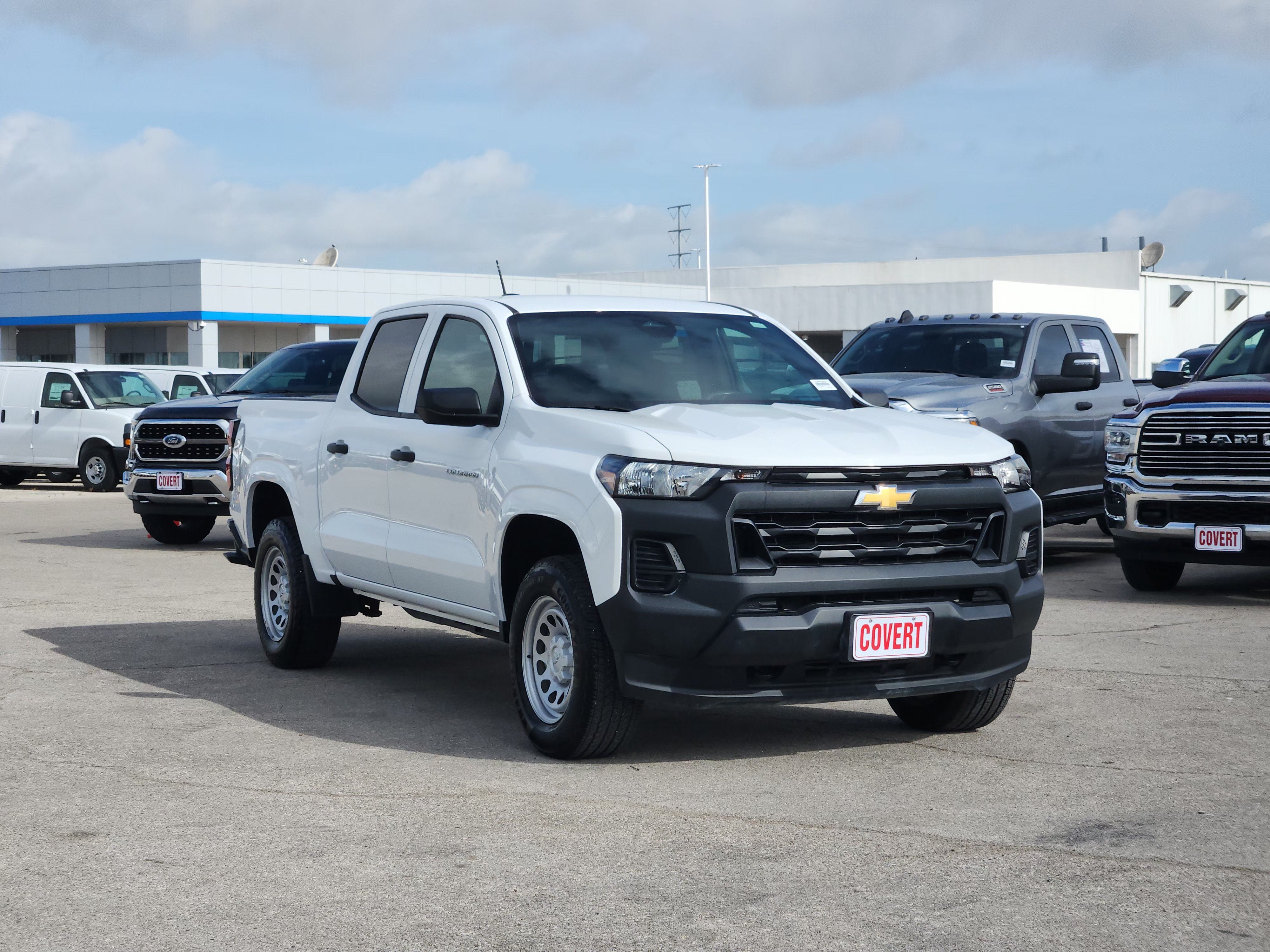 2025 Chevrolet Colorado WT/LT