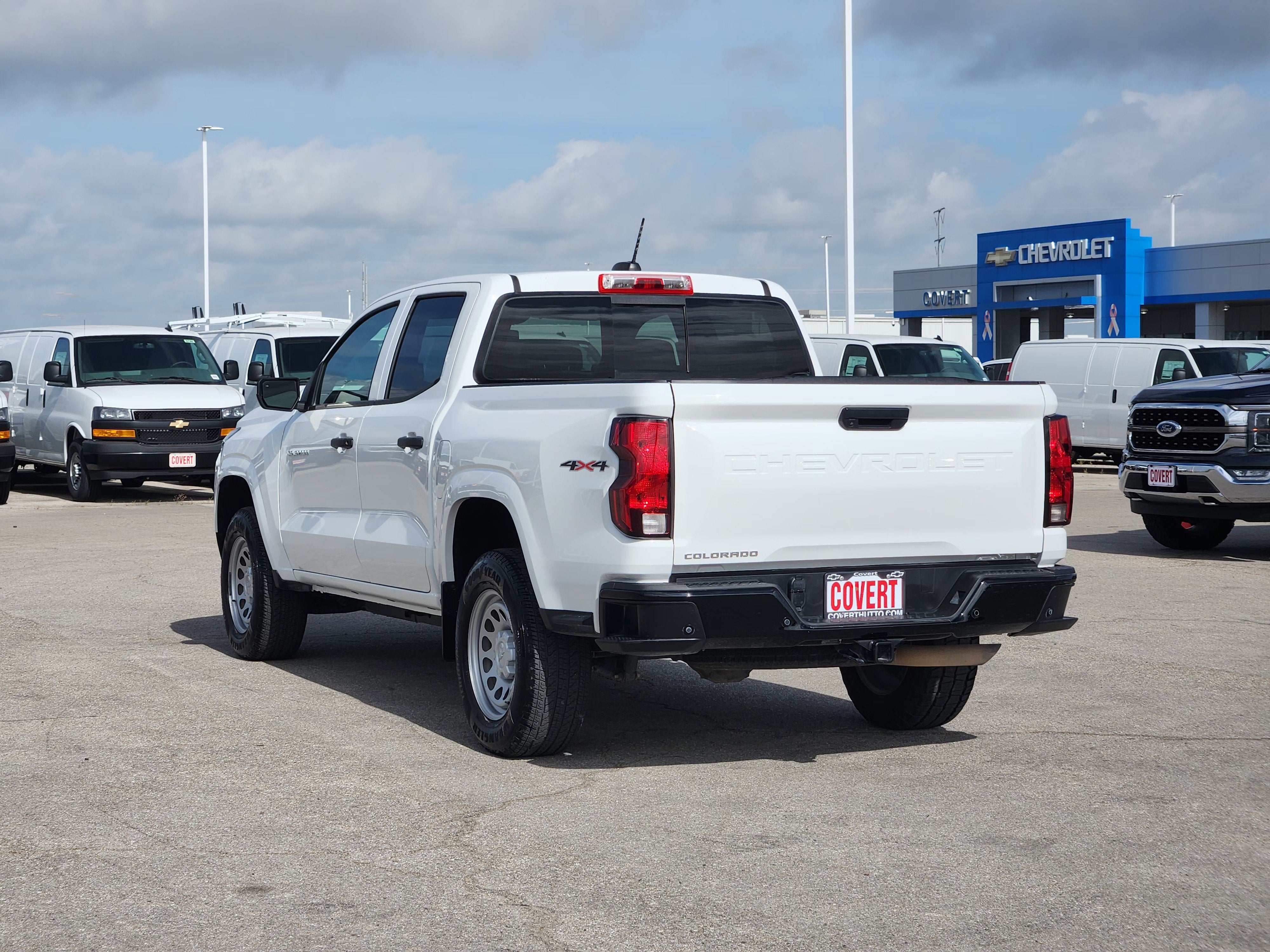 2025 Chevrolet Colorado WT/LT