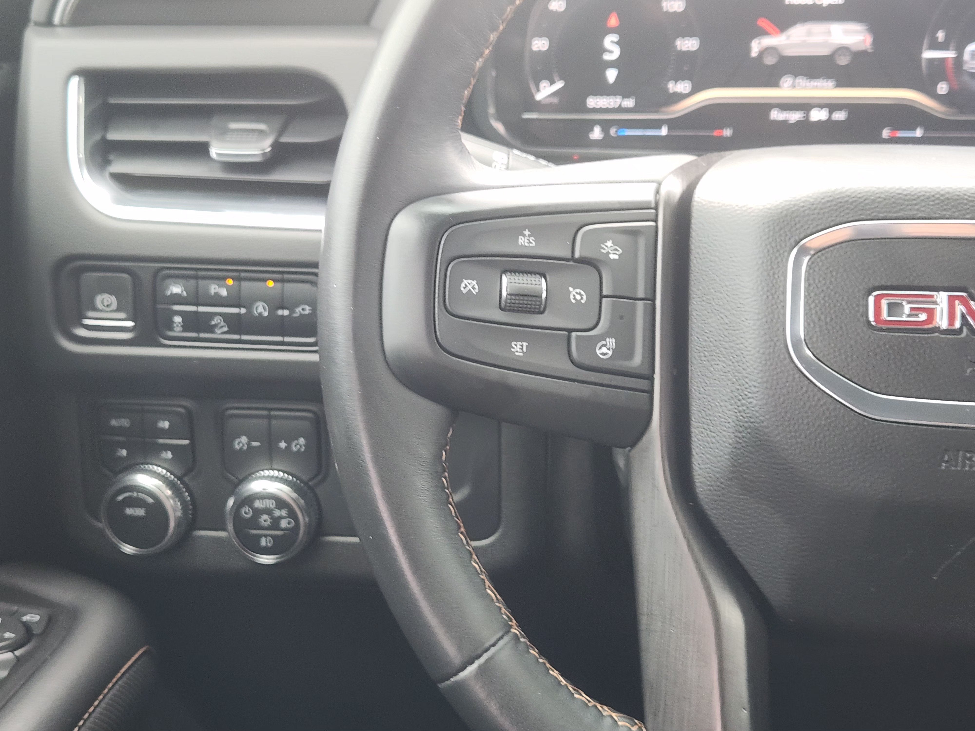 2022 GMC Yukon AT4