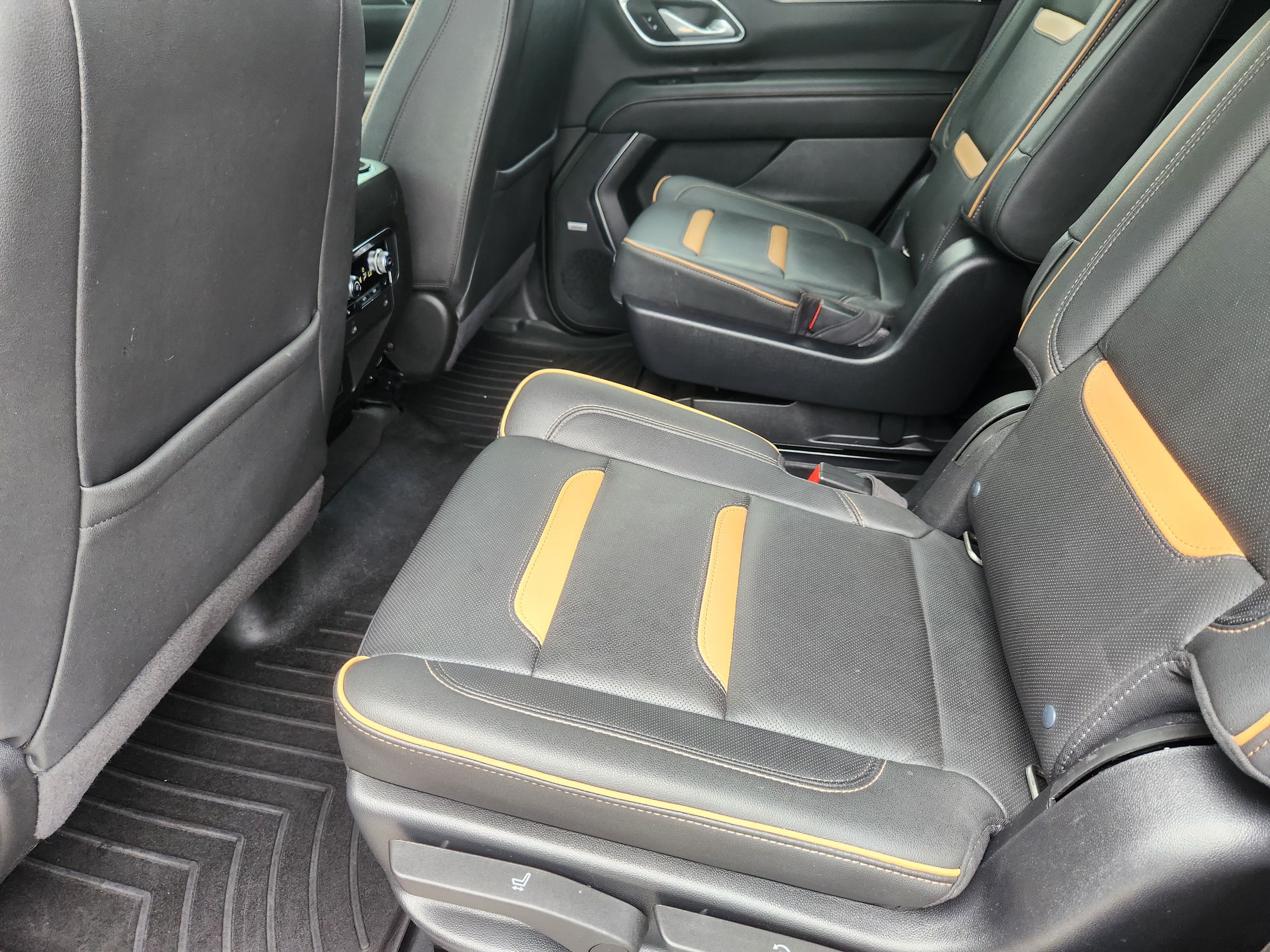 2022 GMC Yukon AT4