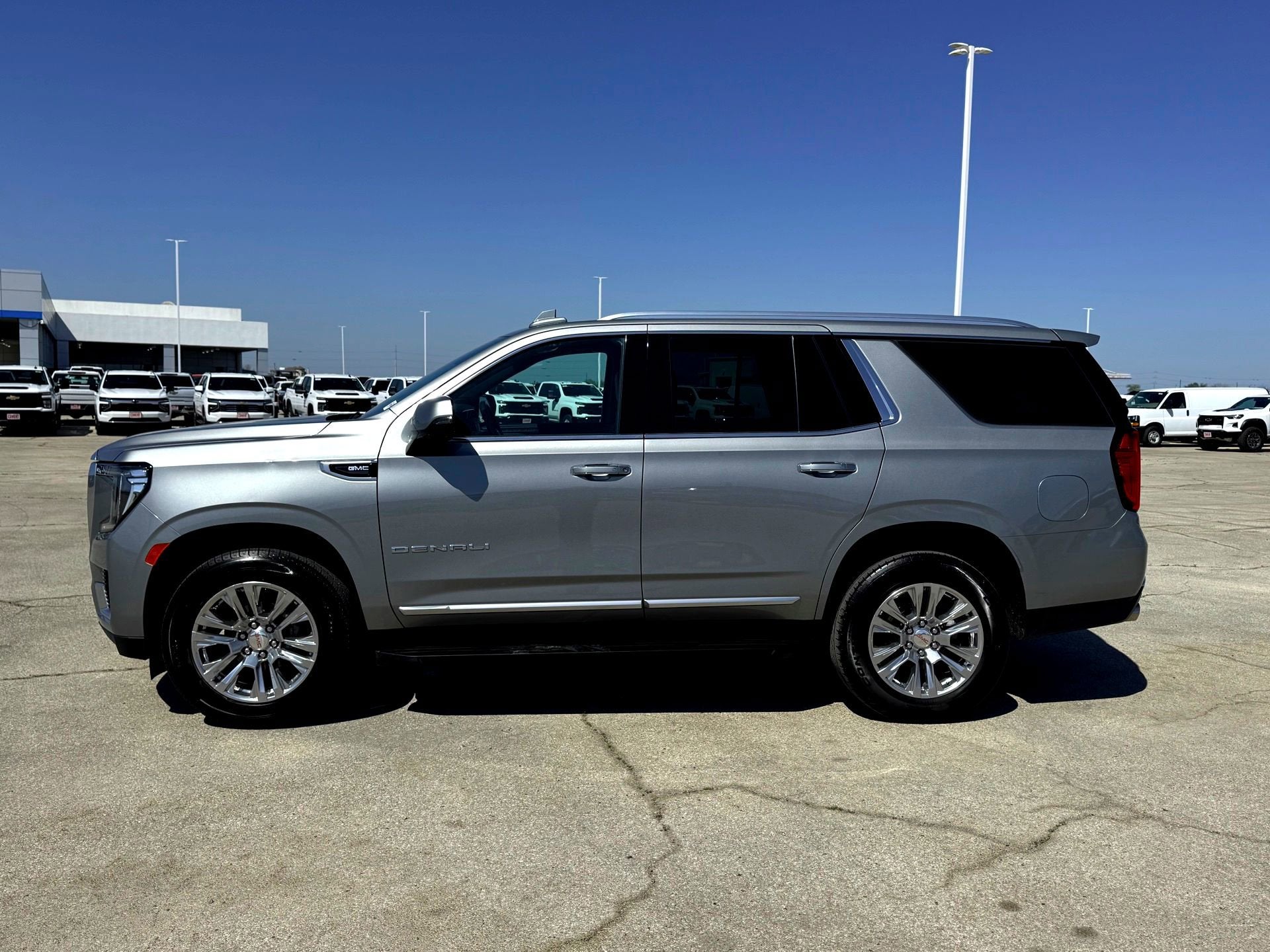 2024 GMC Yukon Denali