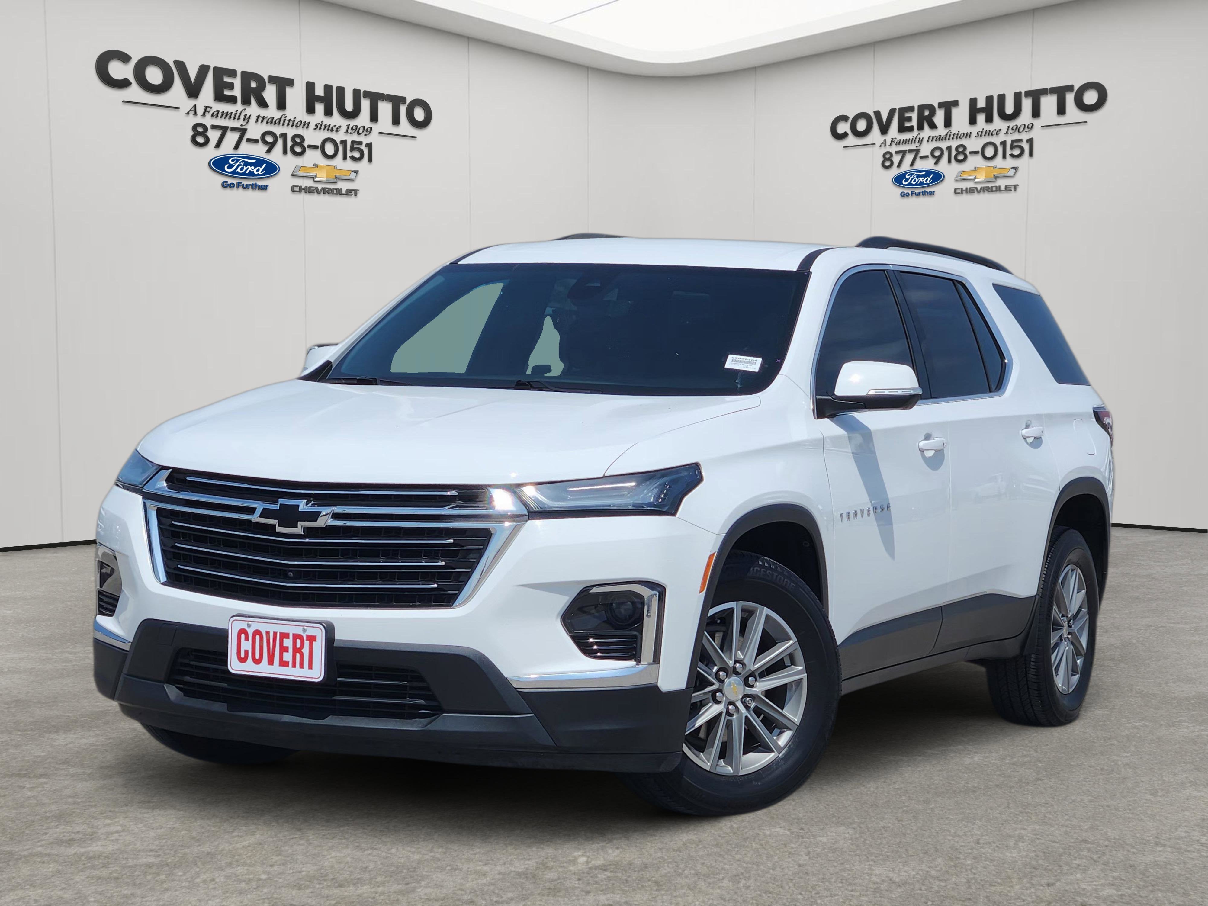 2022 Chevrolet Traverse LT Cloth