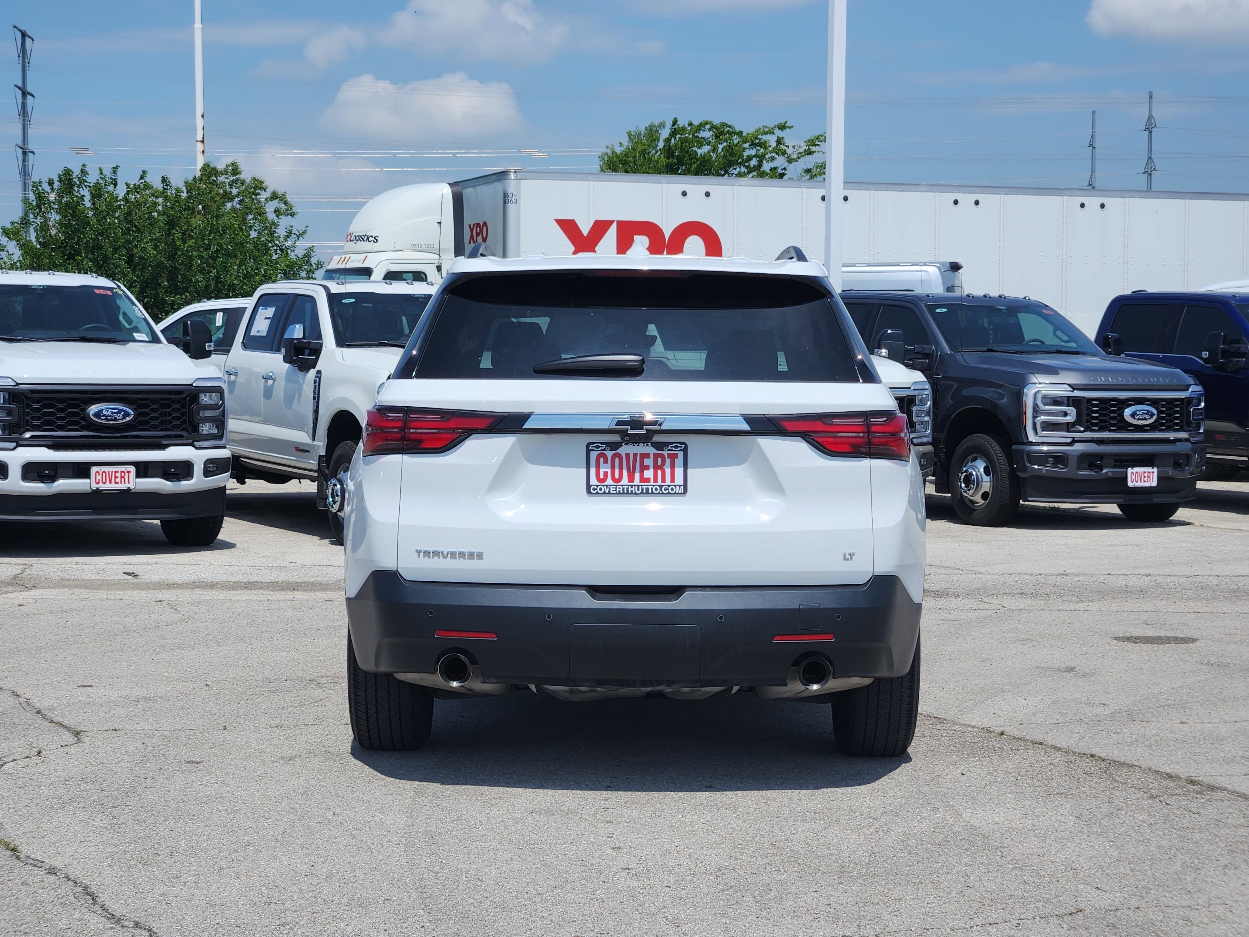 2022 Chevrolet Traverse LT Cloth