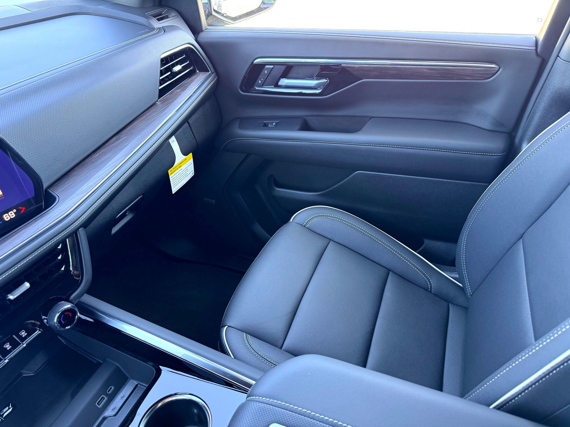 2026 Chevrolet Tahoe Premier - Photo 45