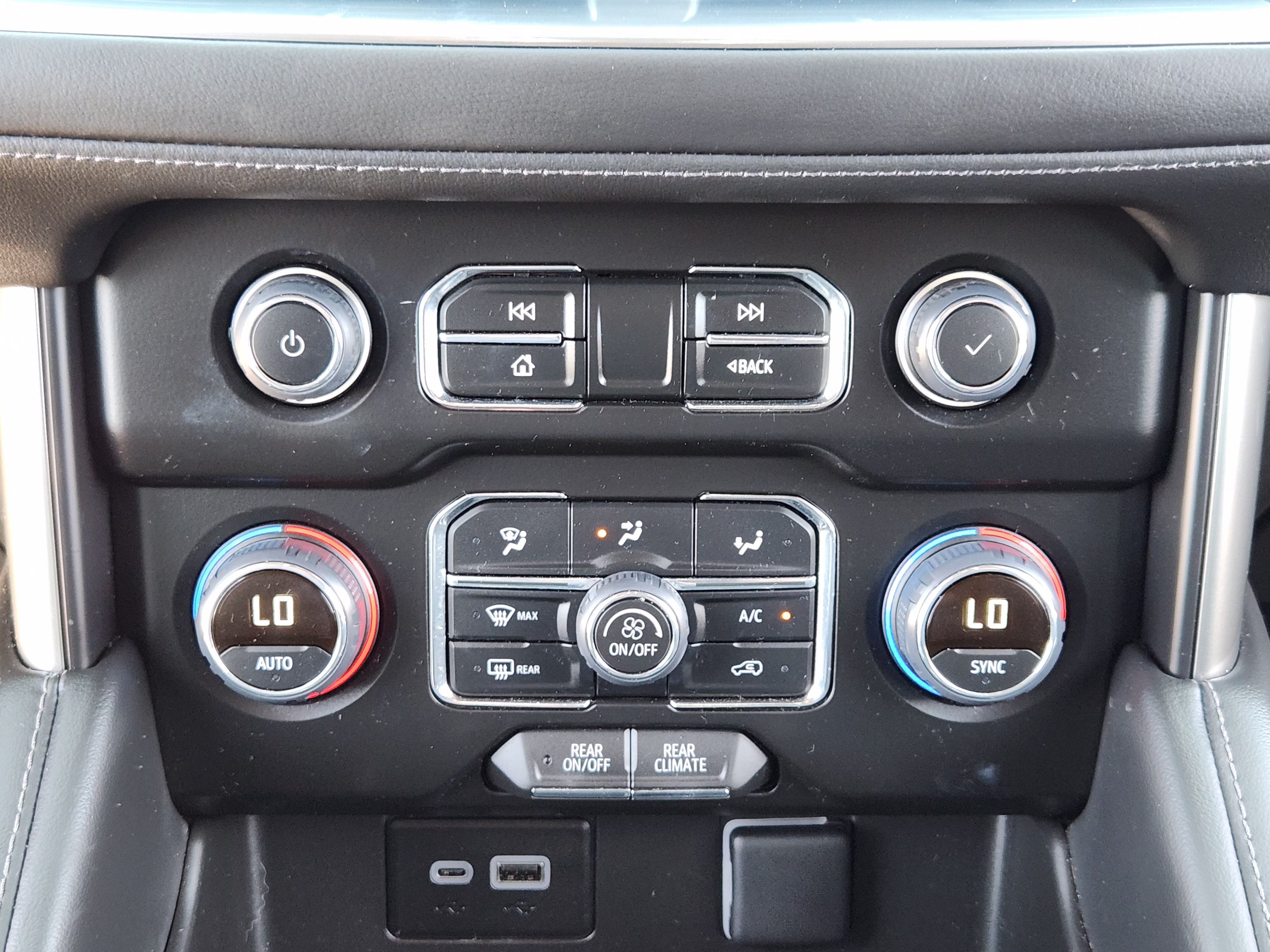 2024 Chevrolet Tahoe LS