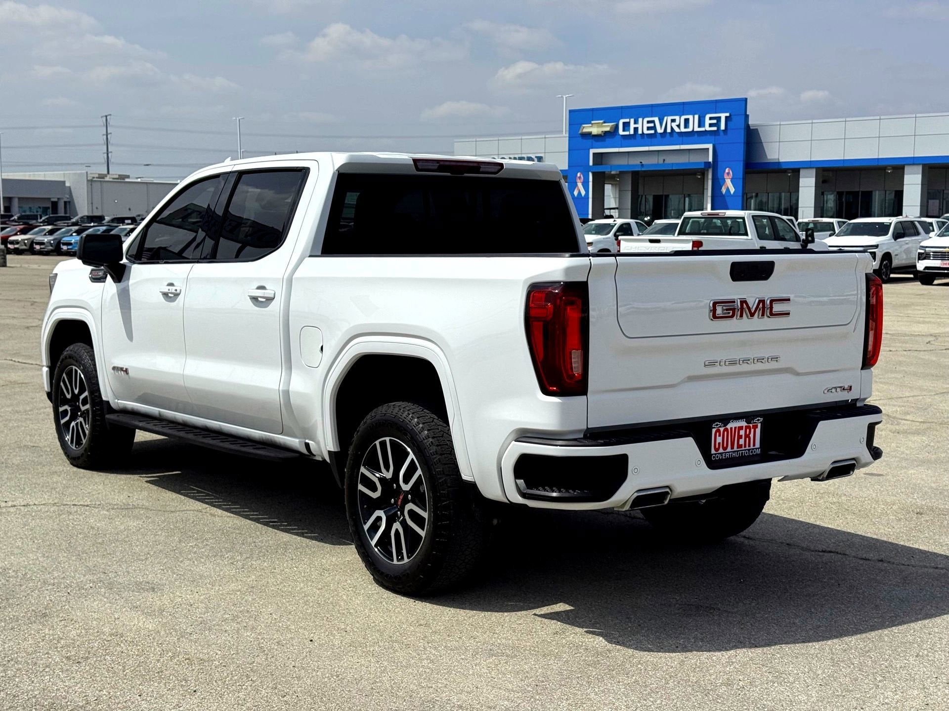 2024 GMC Sierra 1500 AT4