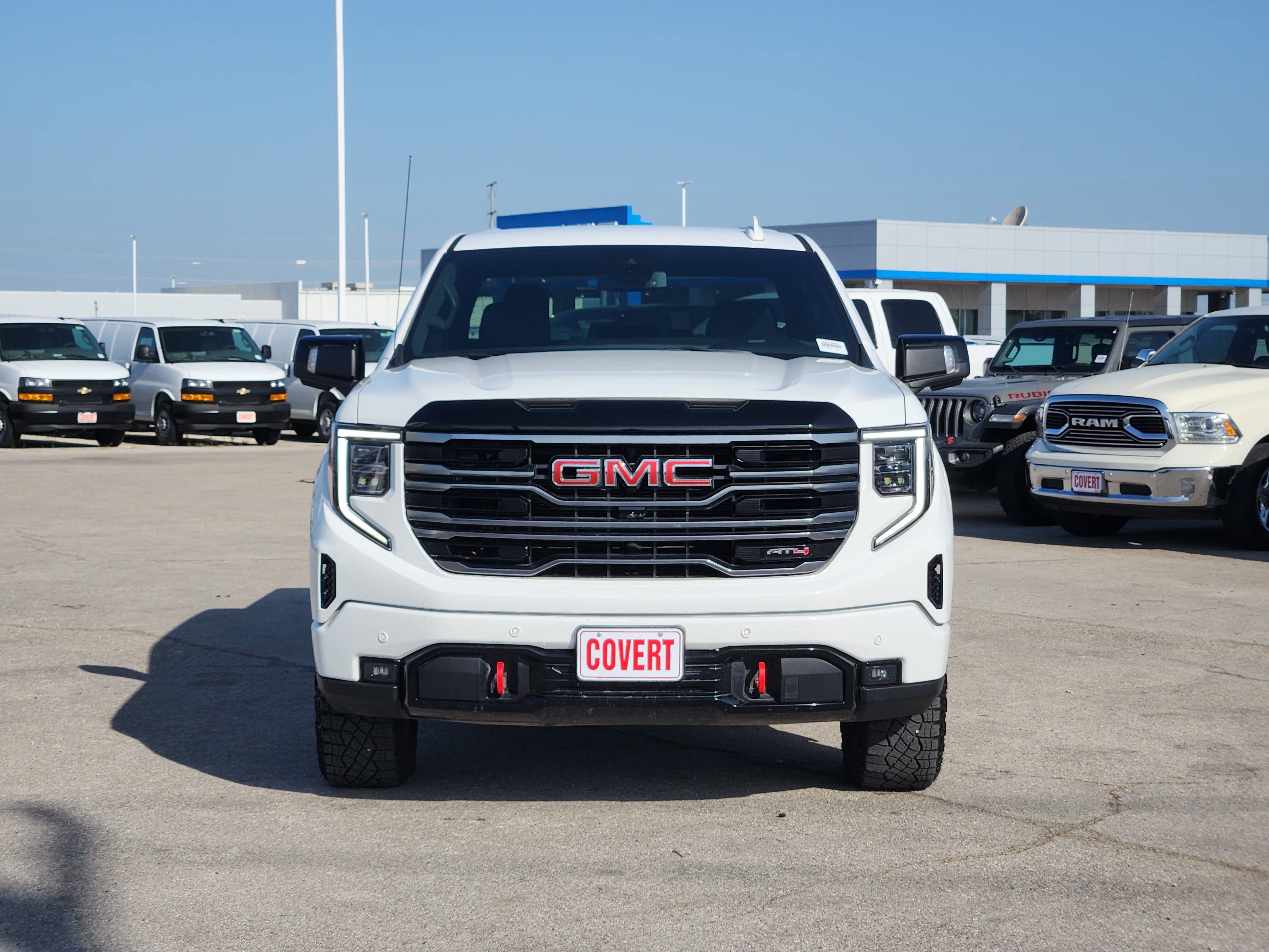 2025 GMC Sierra 1500 AT4