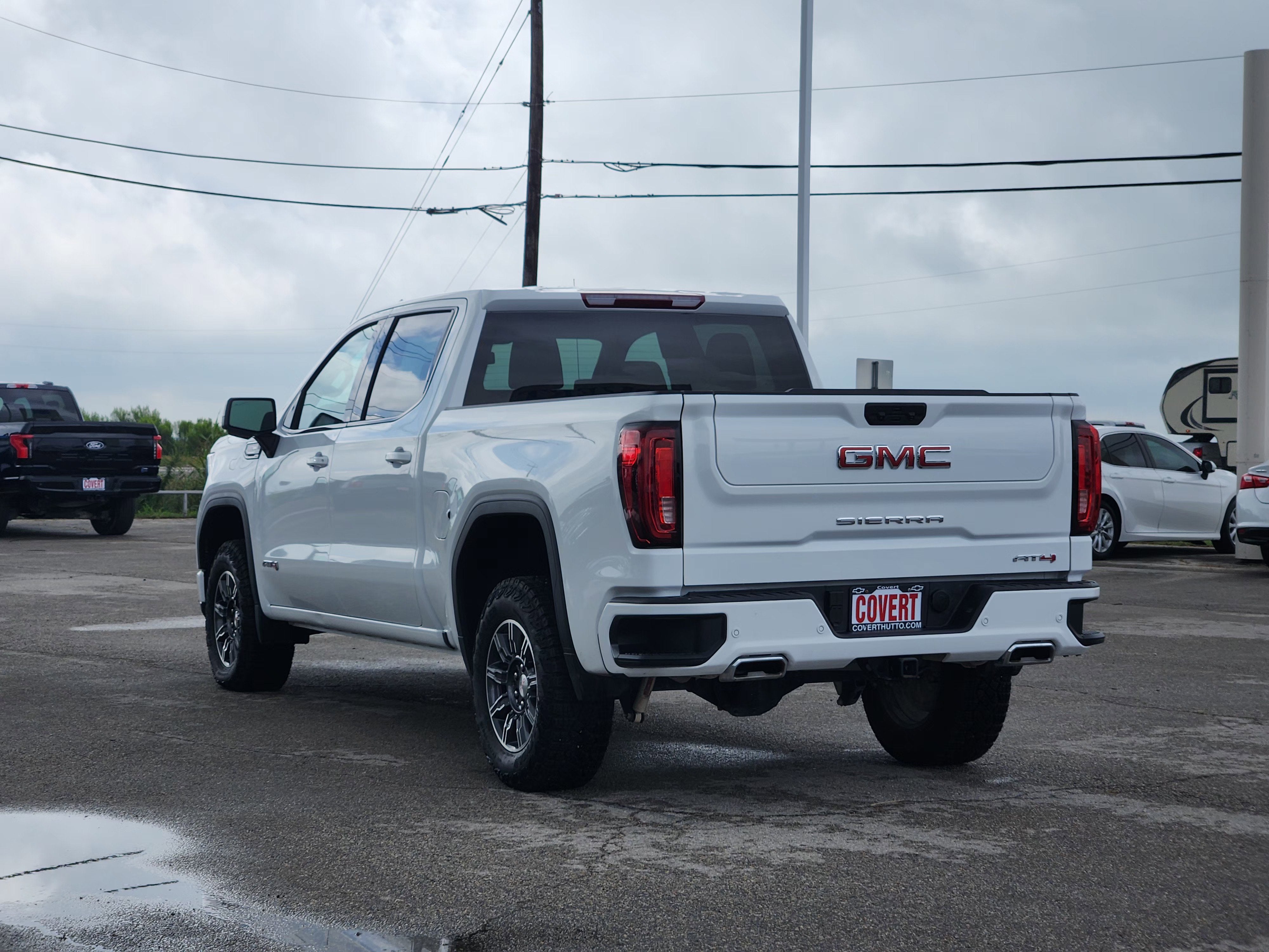 2025 GMC Sierra 1500 AT4