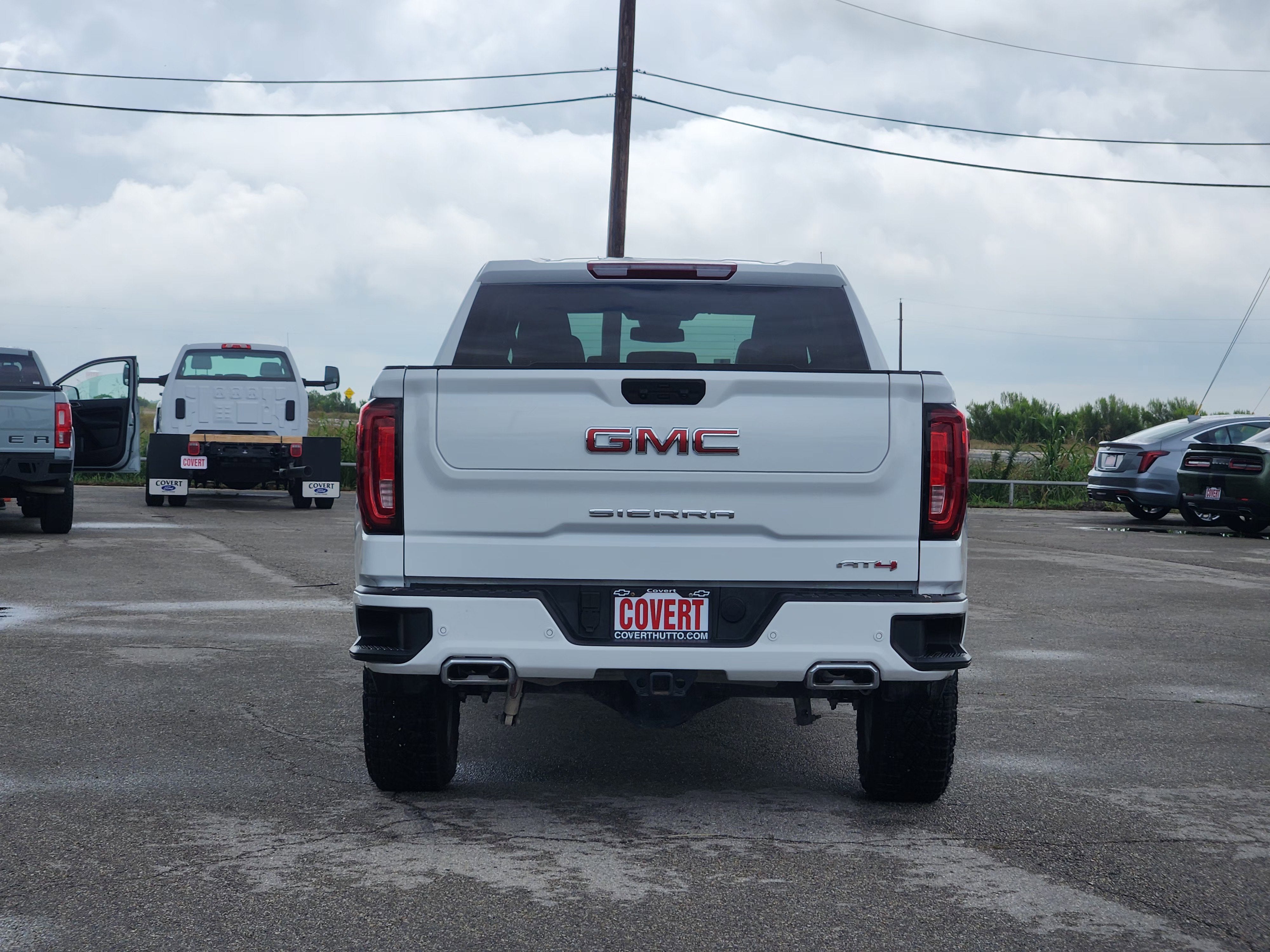 2025 GMC Sierra 1500 AT4