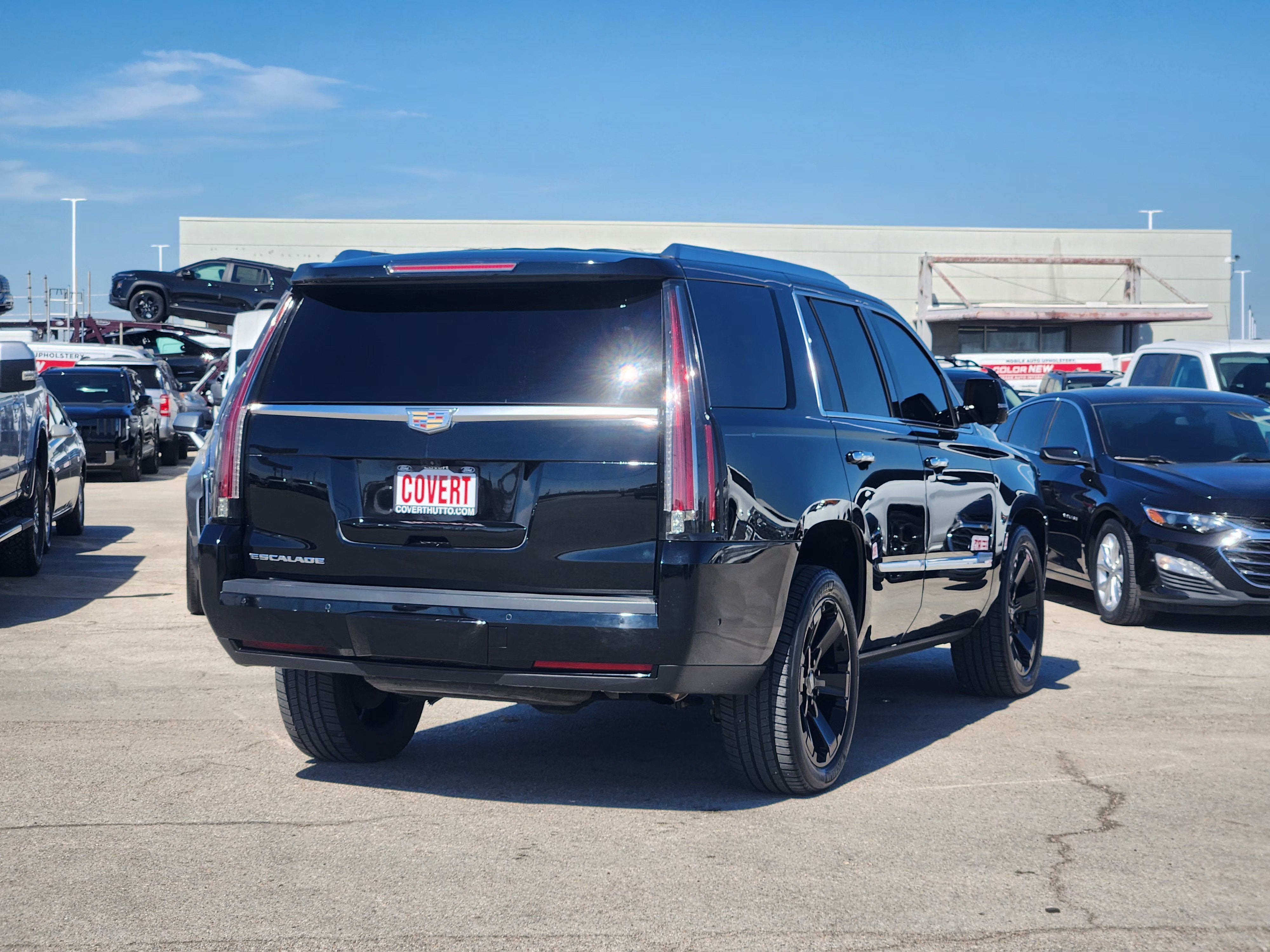 2018 Cadillac Escalade Luxury
