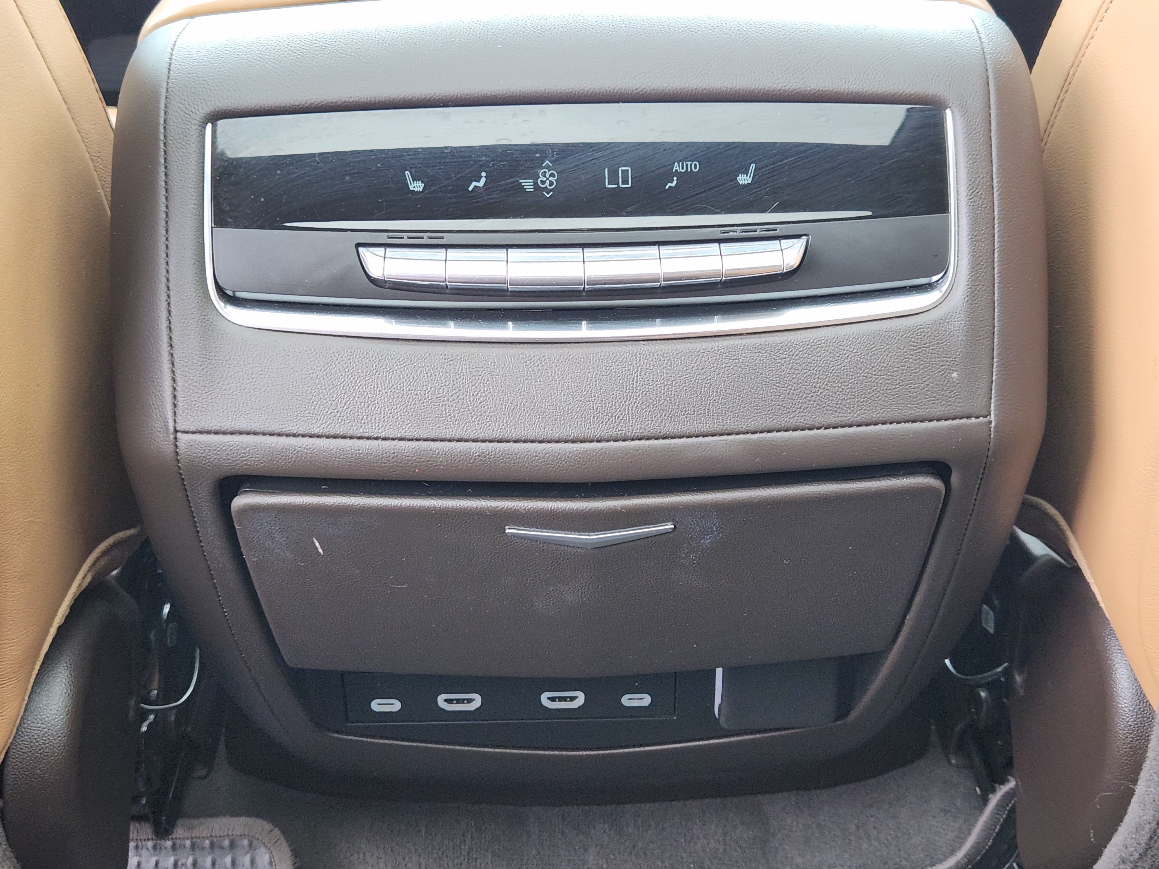 2023 Cadillac Escalade ESV 4WD Sport