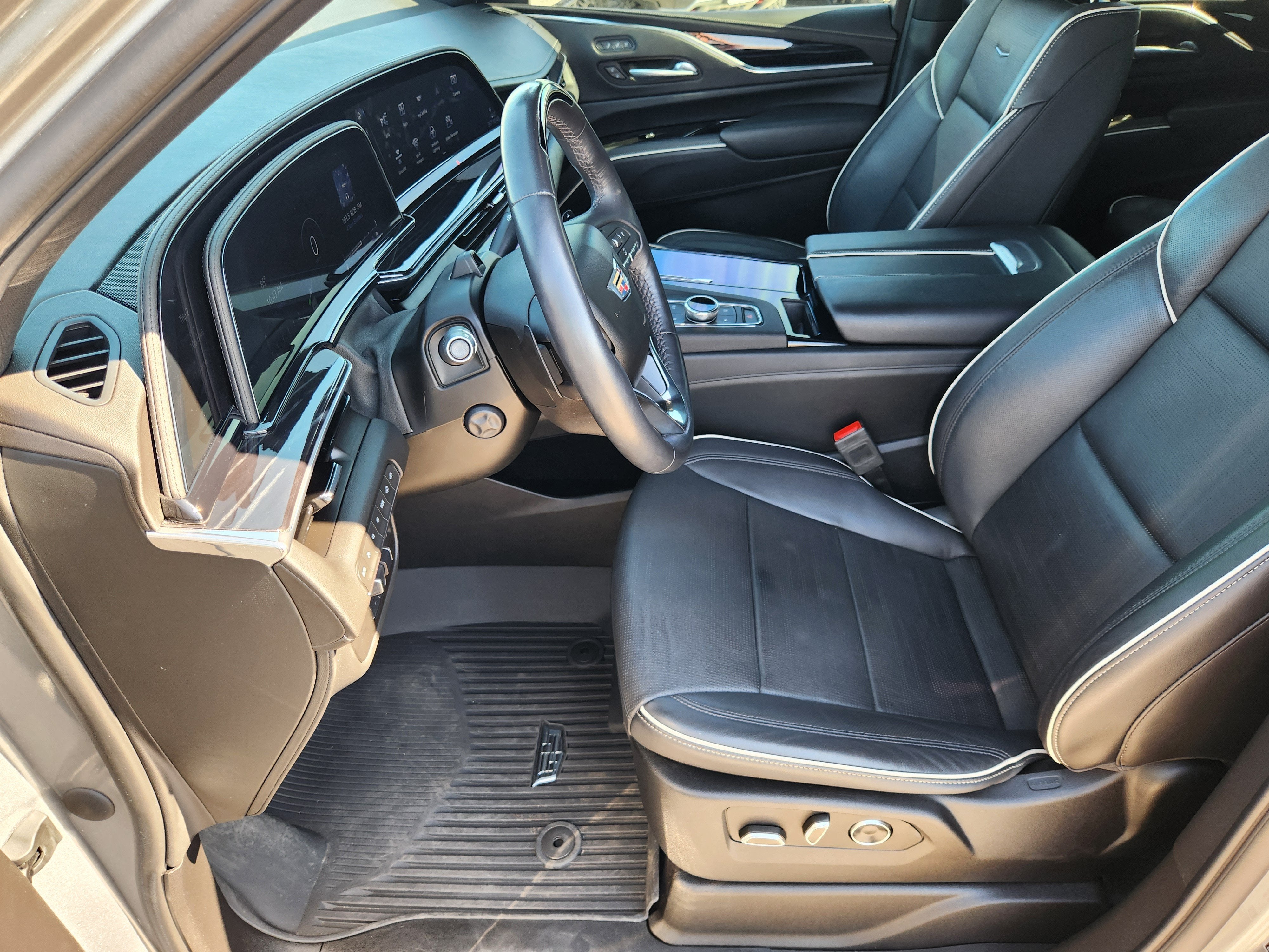 2023 Cadillac Escalade ESV 4WD Sport