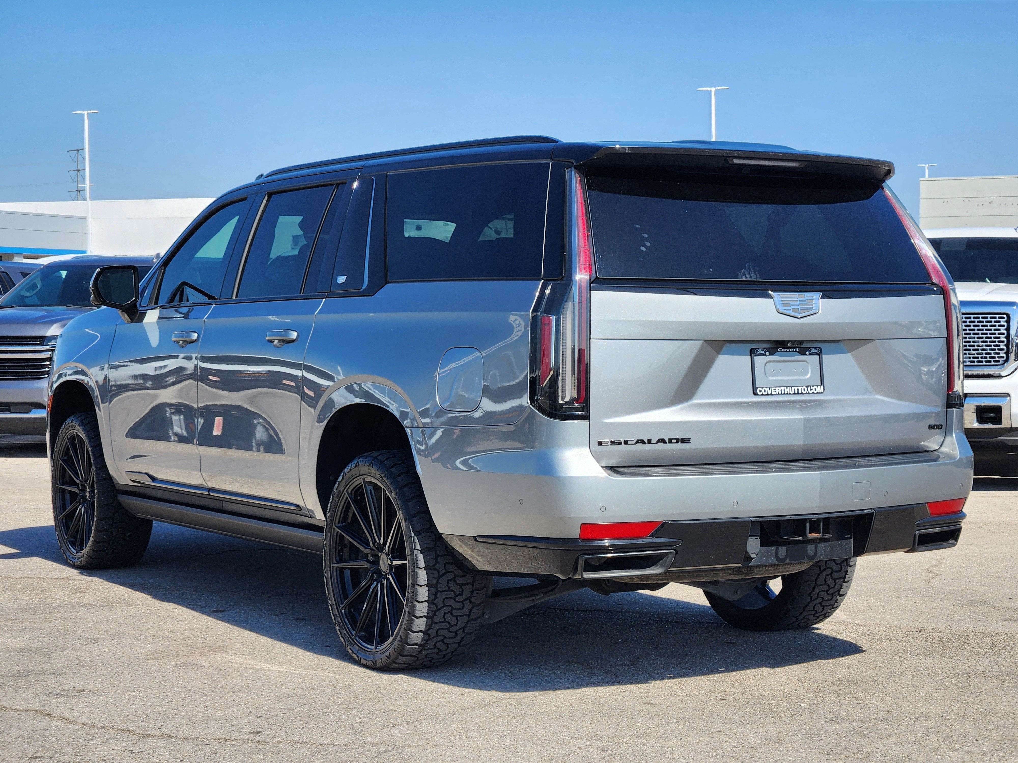 2023 Cadillac Escalade ESV 4WD Sport