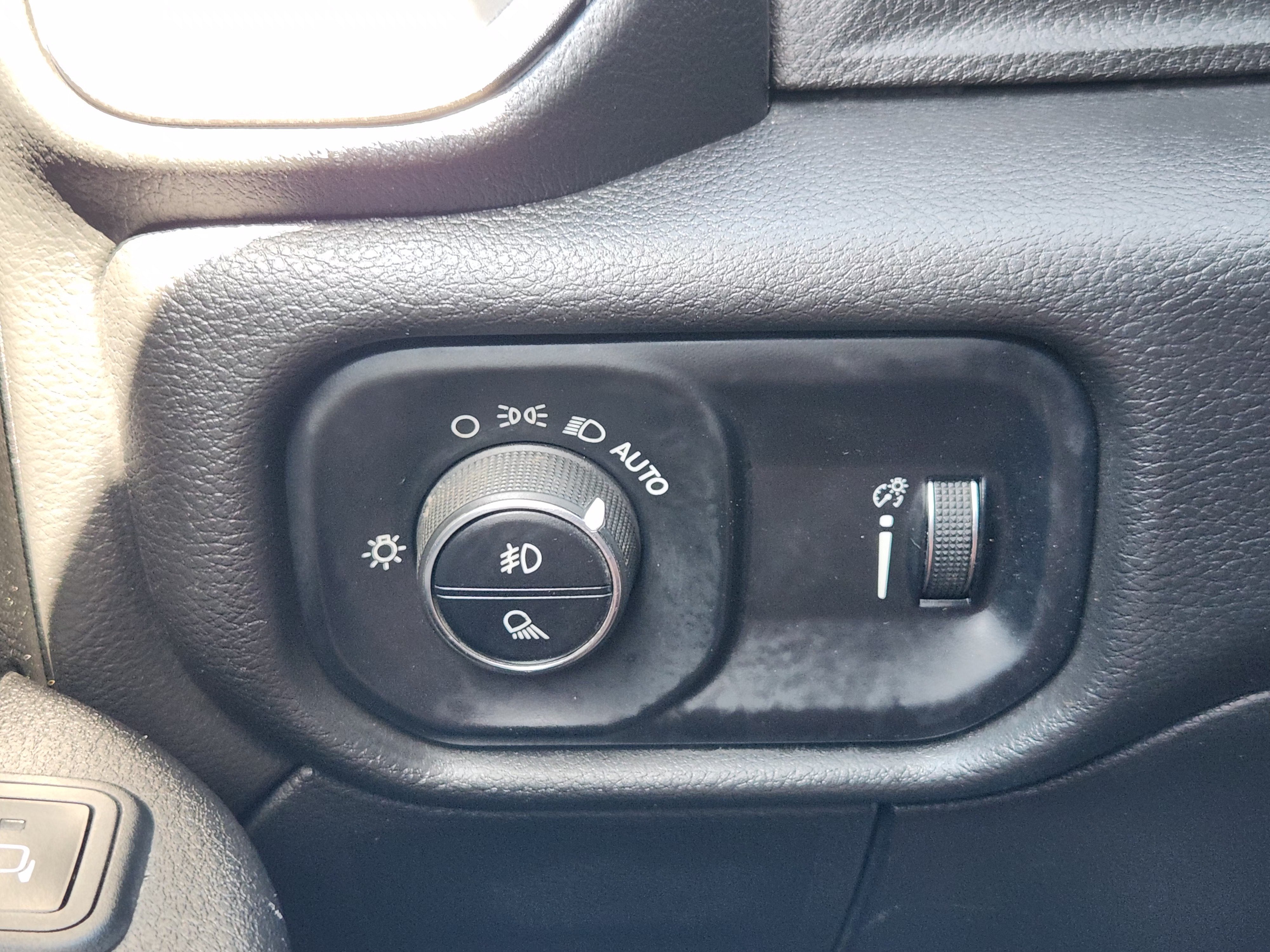 2024 RAM 2500 Tradesman Crew Cab 4x4 6'4" Box