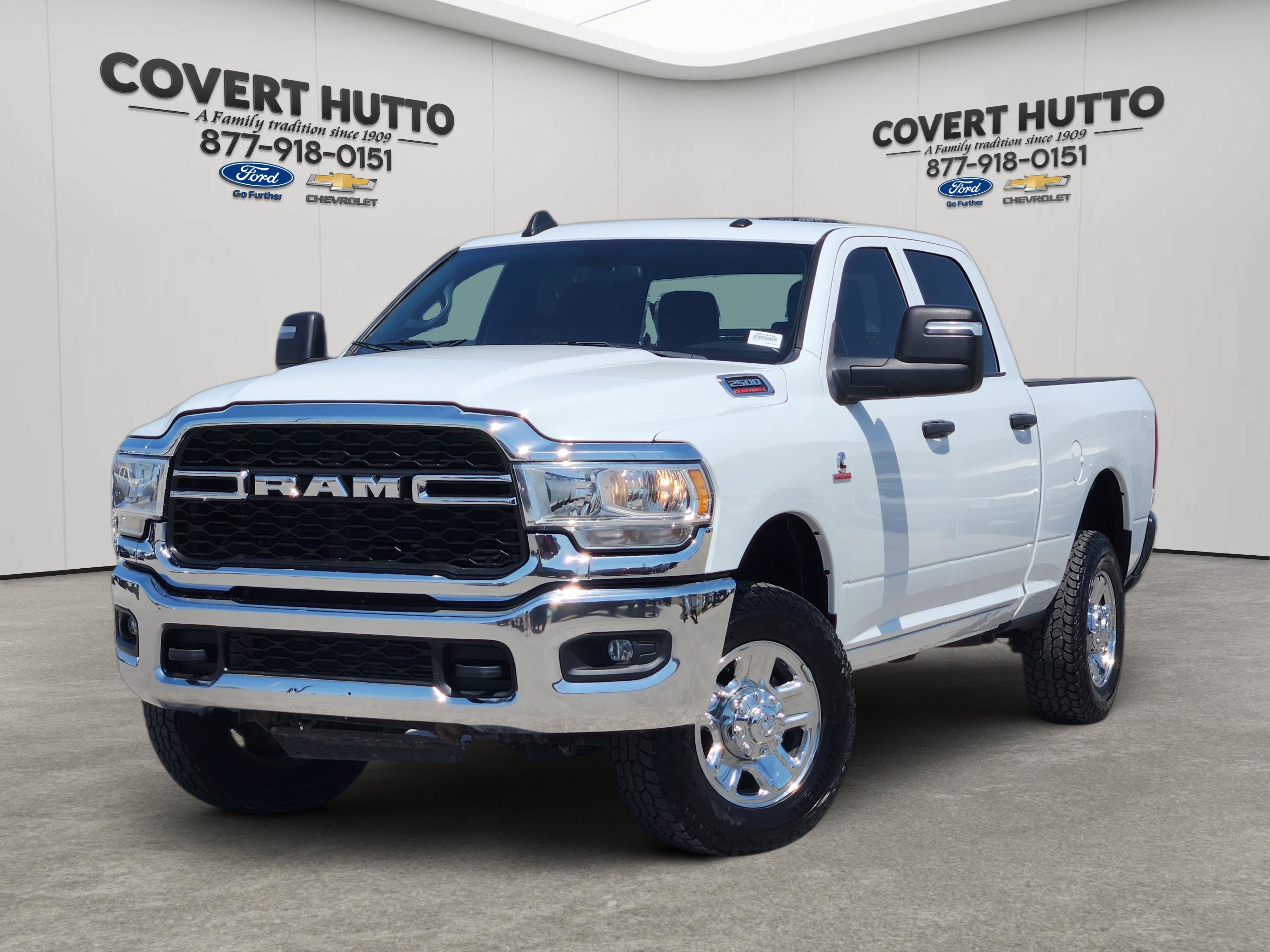 2023 RAM 2500 Tradesman Crew Cab 4x4 6'4" Box
