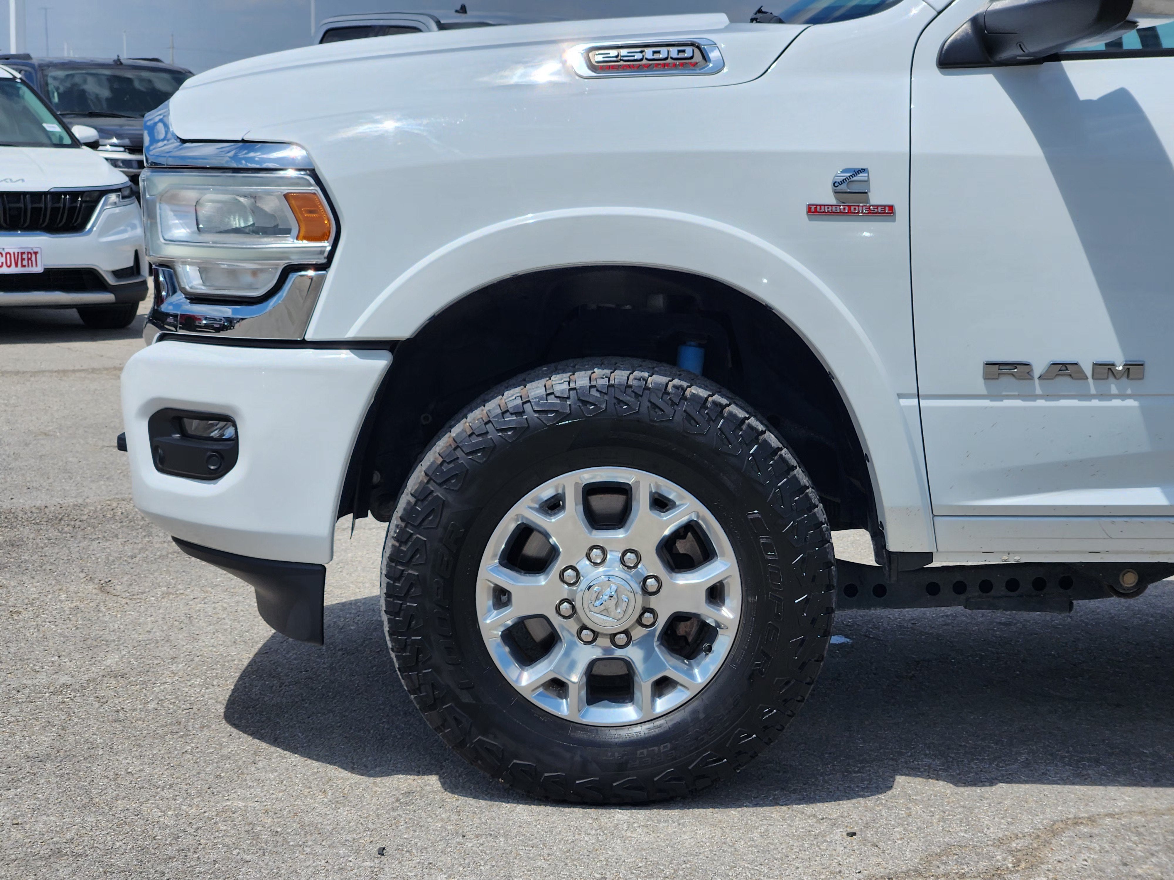 2022 RAM 2500 Laramie Crew Cab 4x4 6'4" Box