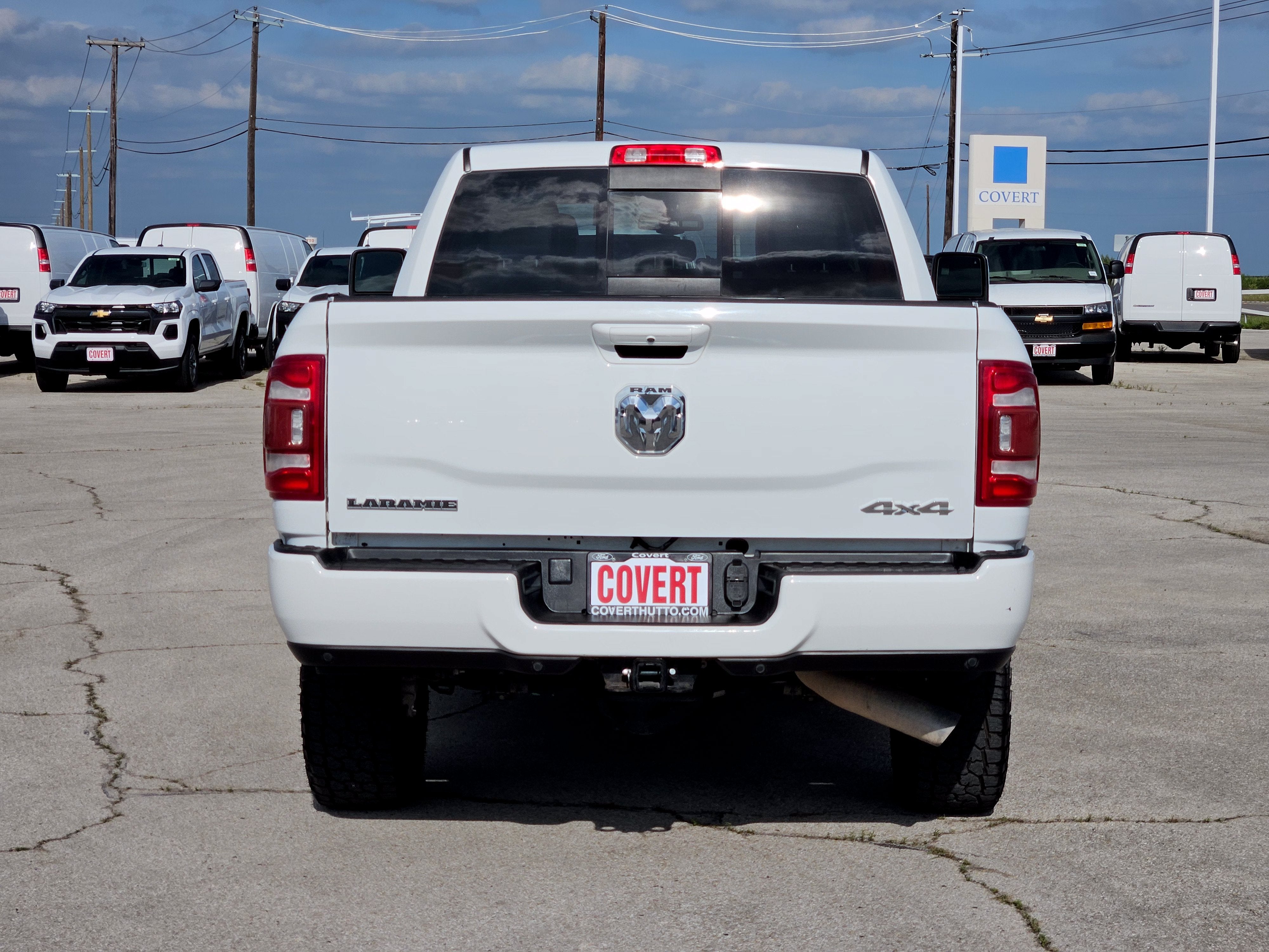 2023 RAM 2500 Laramie Crew Cab 4x4 6'4" Box