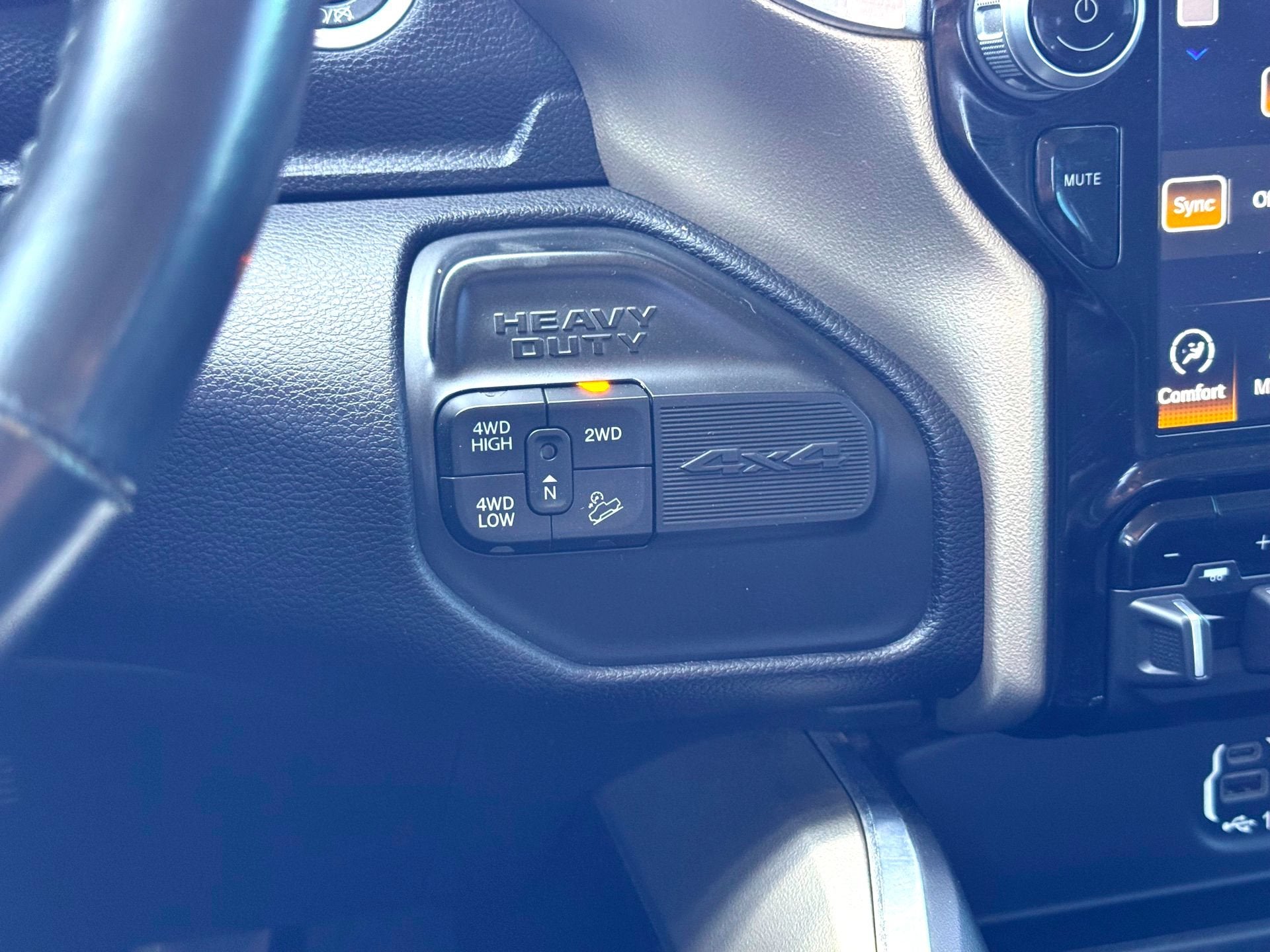 2023 RAM 2500 Laramie Crew Cab 4x4 6'4" Box