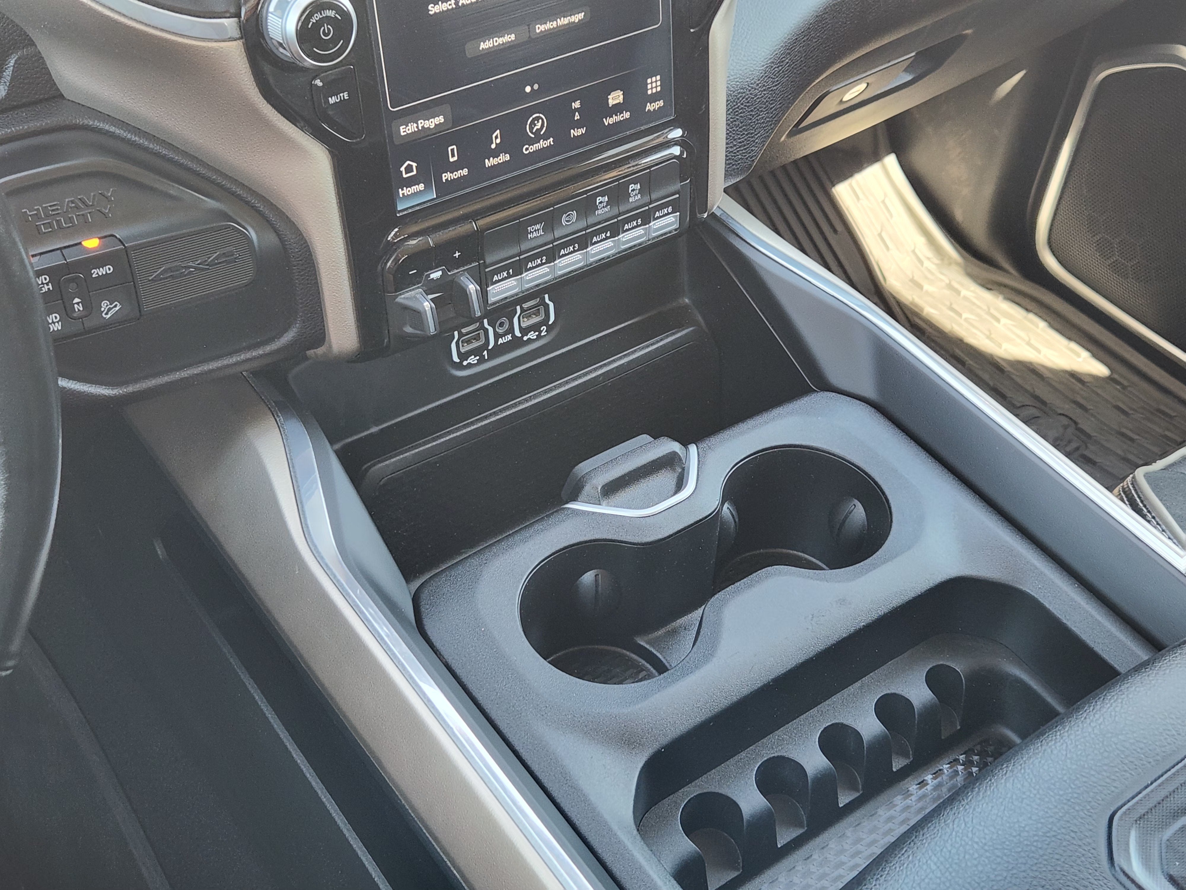 2023 RAM 2500 Laramie Crew Cab 4x4 6'4" Box