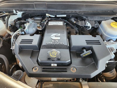 2023 RAM 2500 Laramie Crew Cab 4x4 6'4" Box