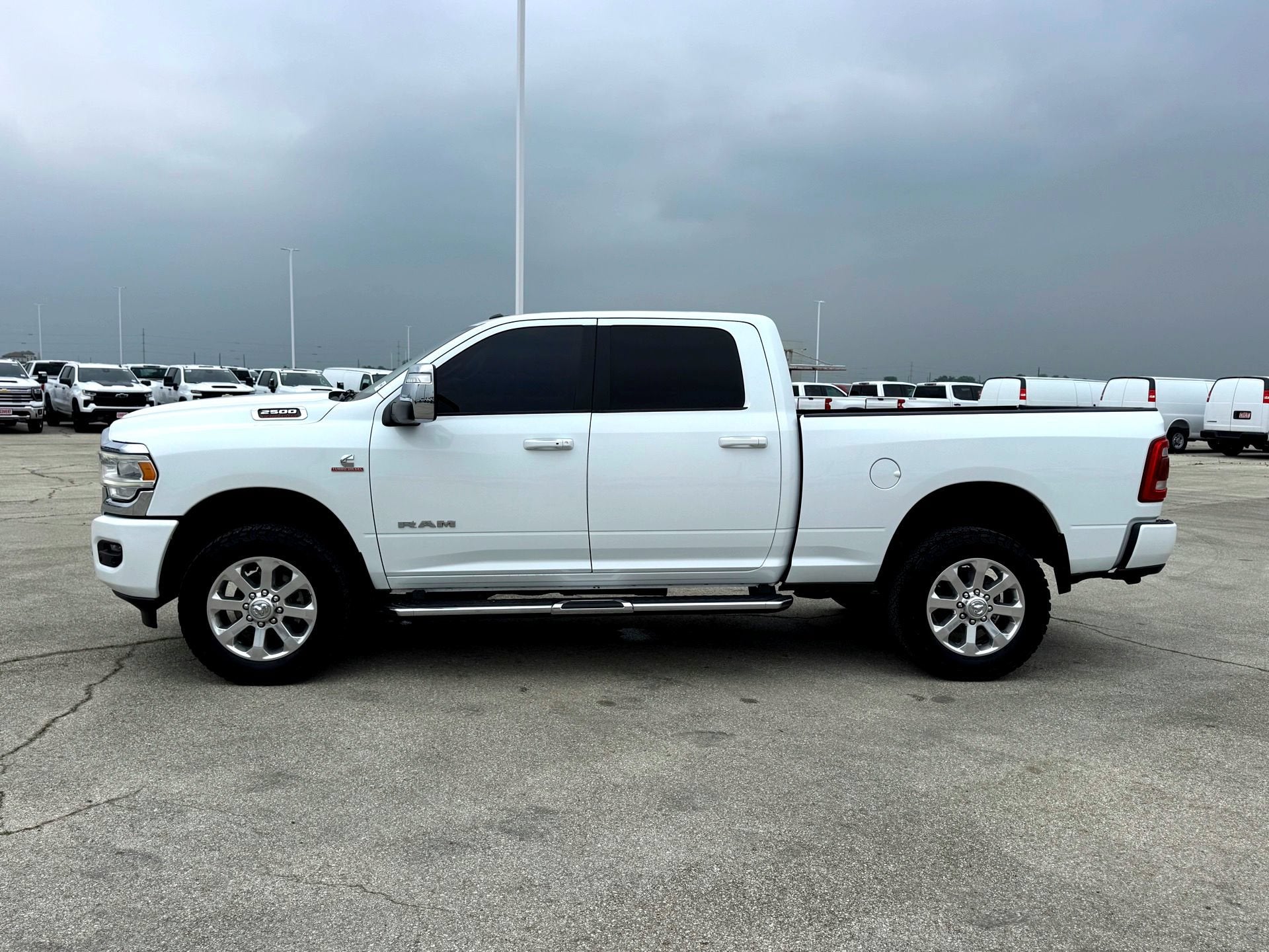 2023 RAM 2500 Laramie Crew Cab 4x4 6'4" Box