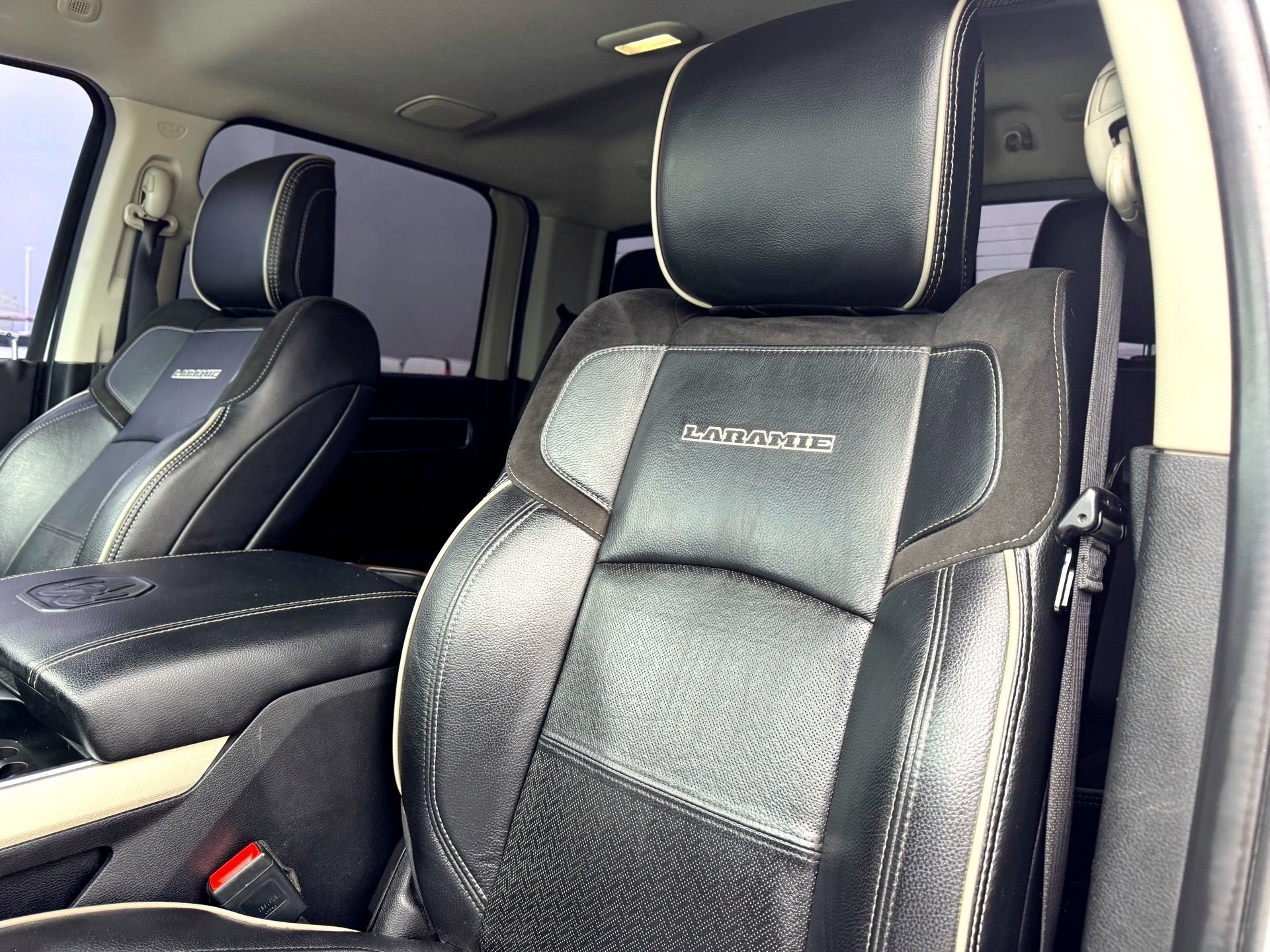 2023 RAM 2500 Laramie Crew Cab 4x4 6'4" Box