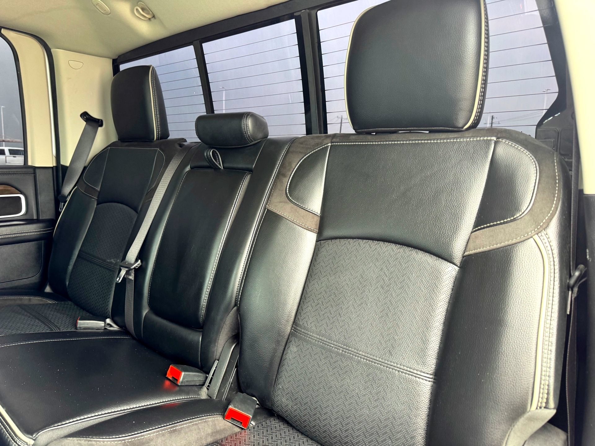 2023 RAM 2500 Laramie Crew Cab 4x4 6'4" Box