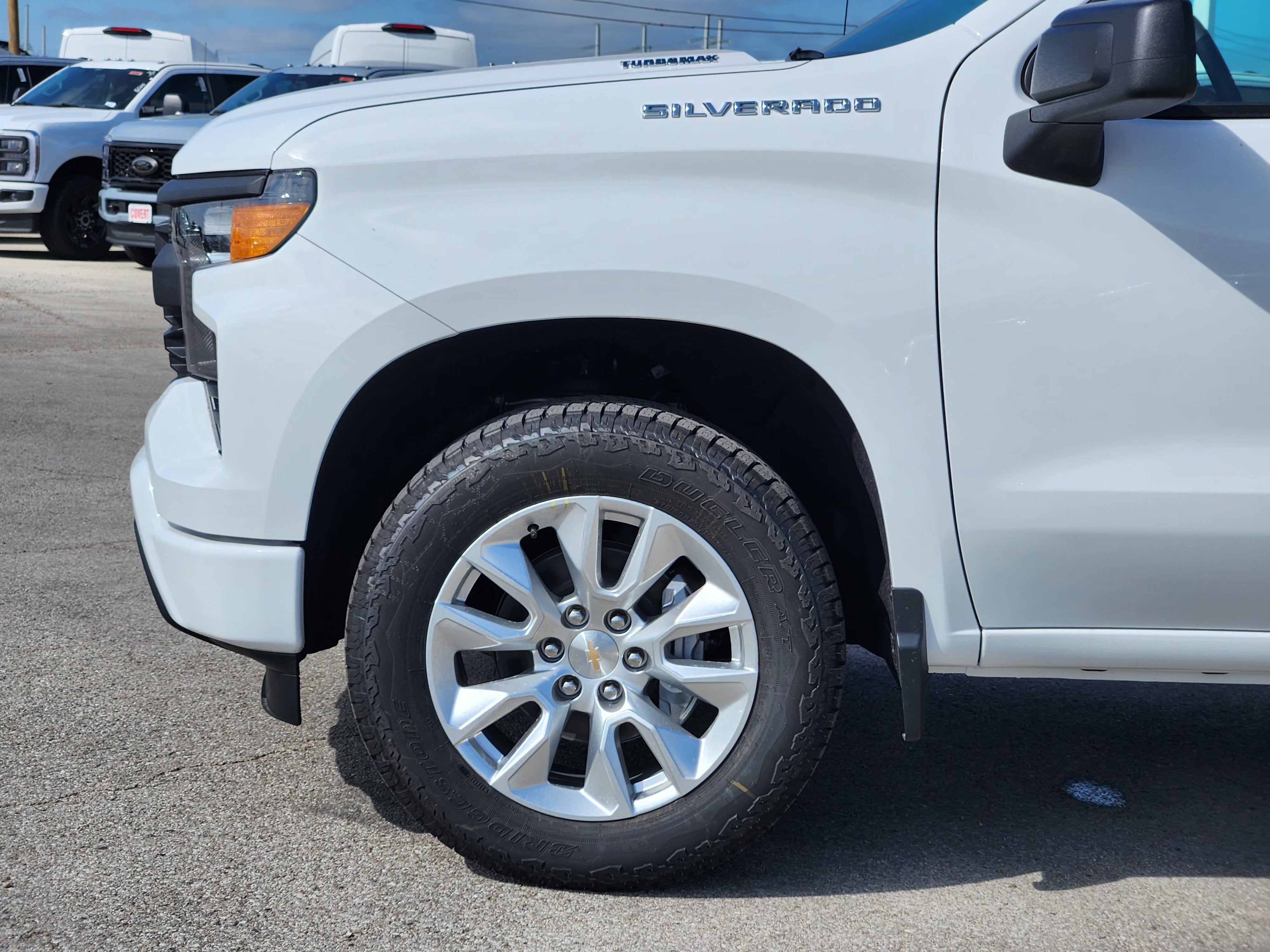 2026 Chevrolet Silverado 1500 Custom