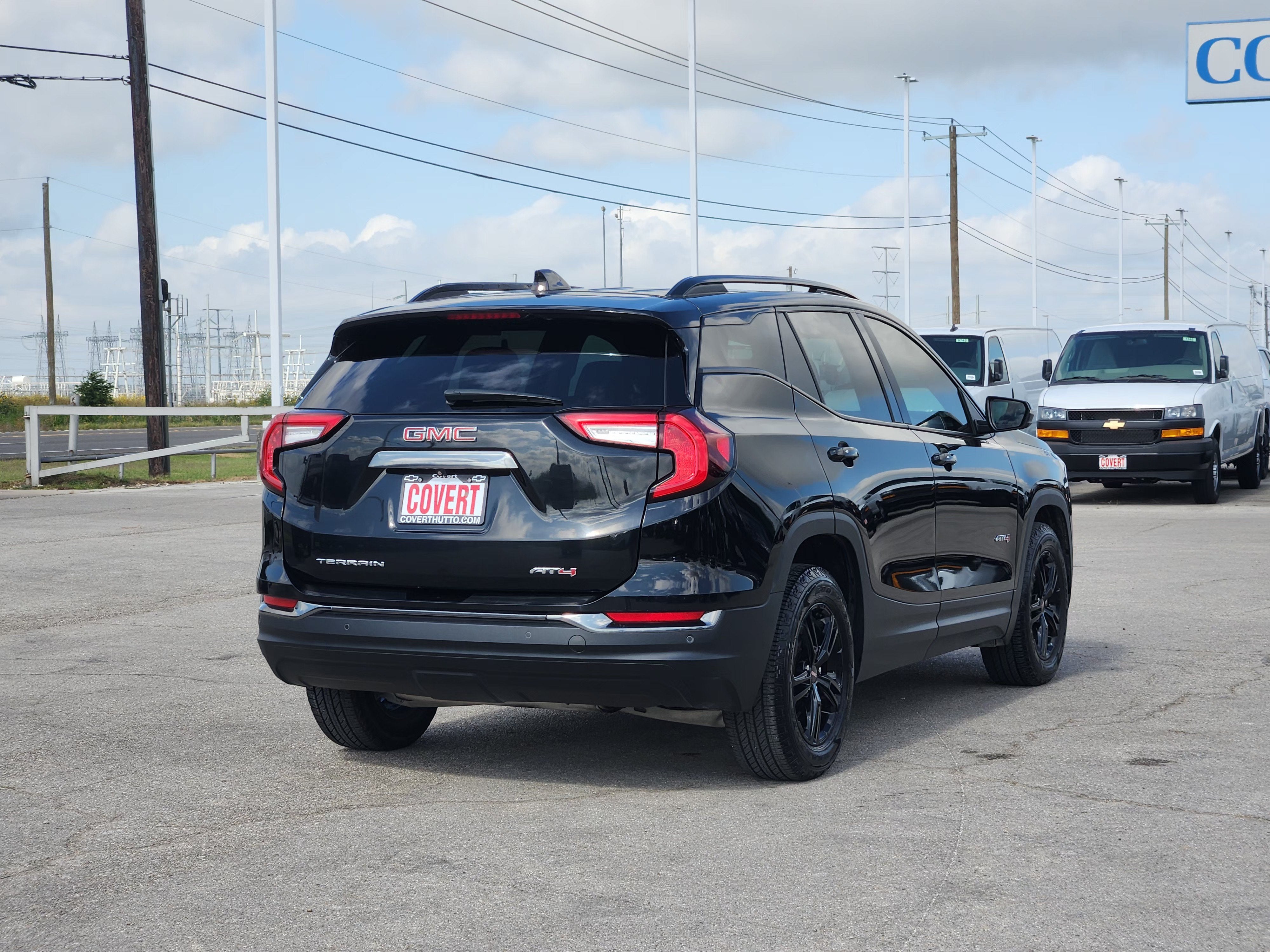2023 GMC Terrain AT4