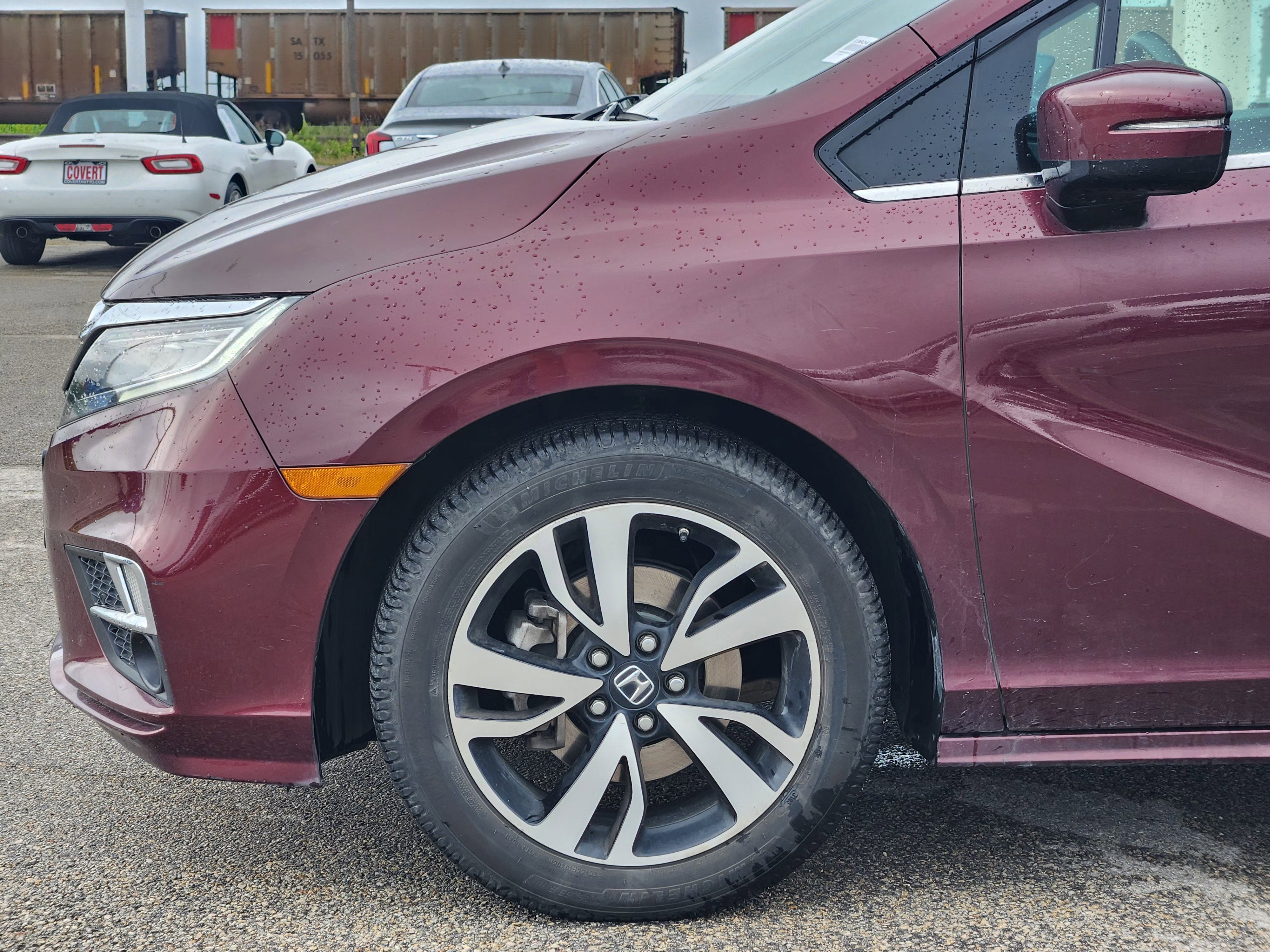 2019 Honda Odyssey Elite