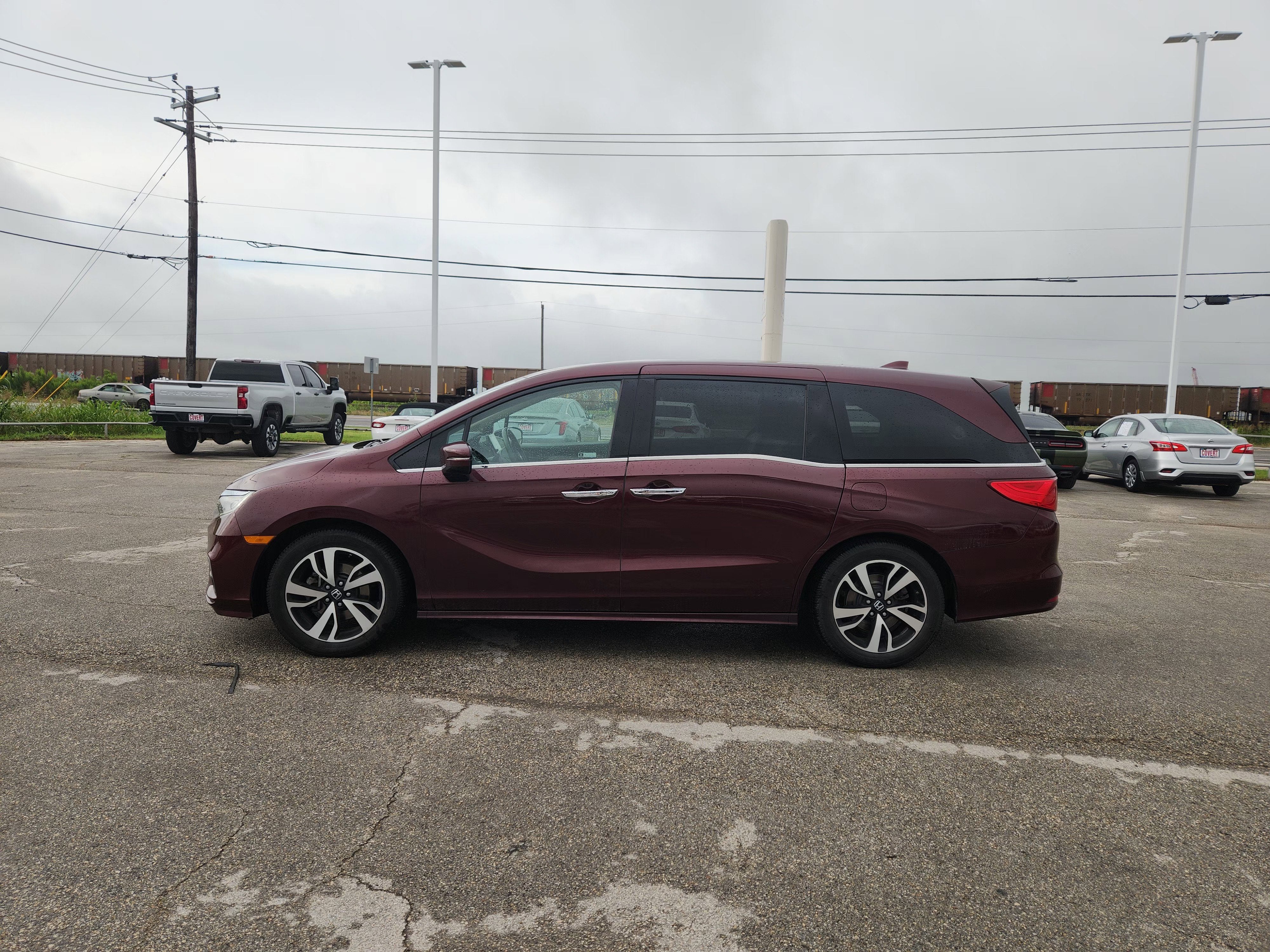 2019 Honda Odyssey Elite