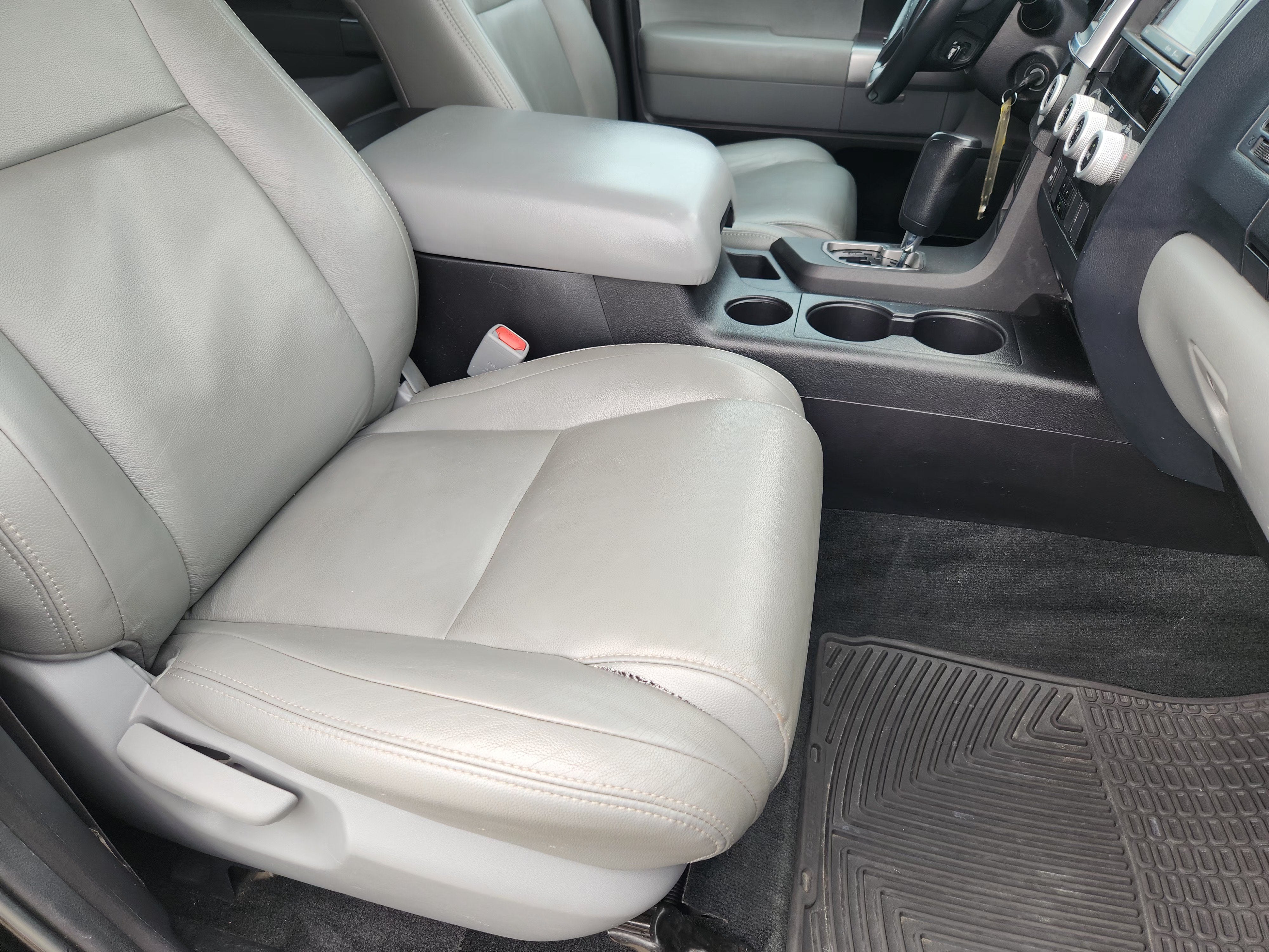 2018 Toyota Sequoia SR5