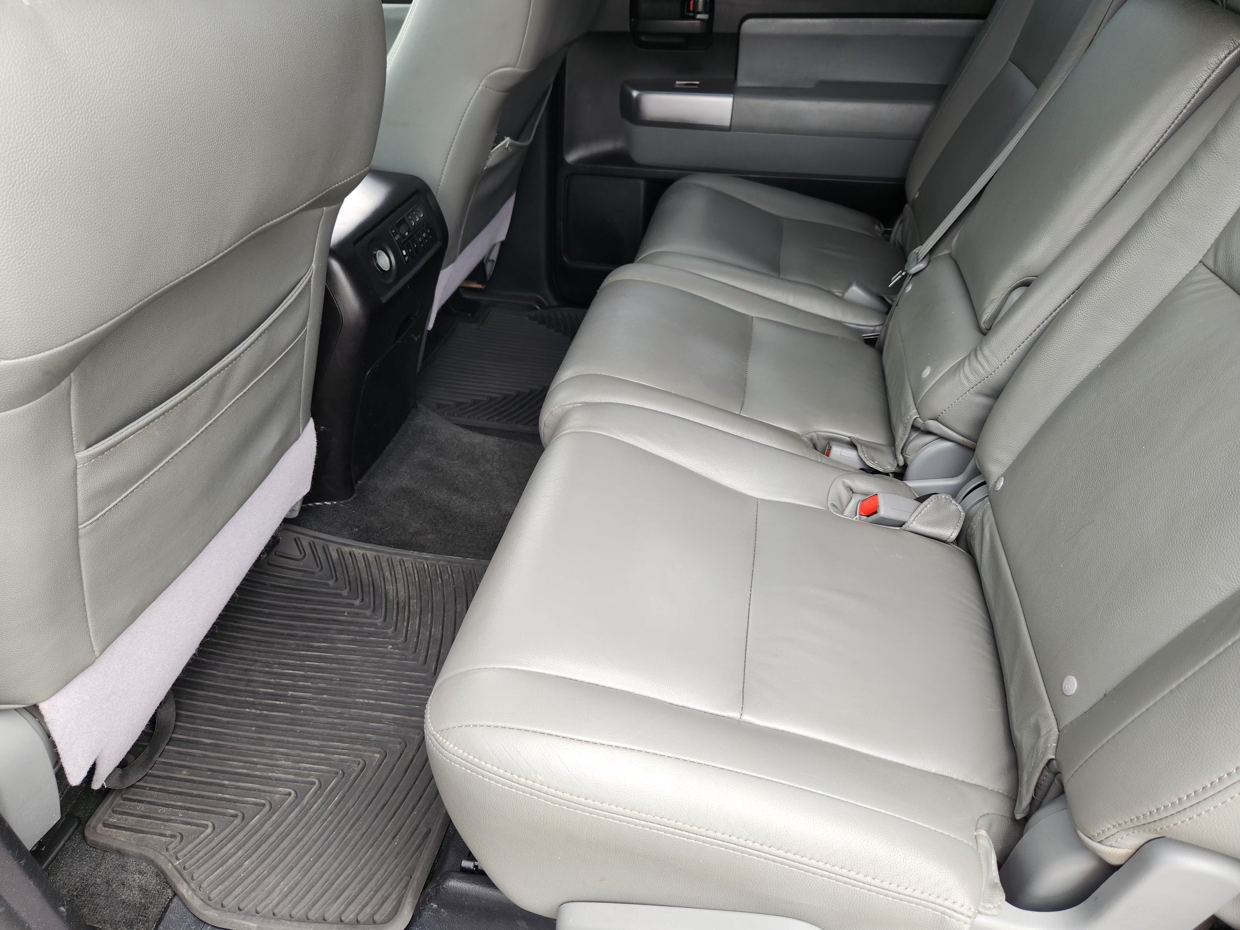 2018 Toyota Sequoia SR5
