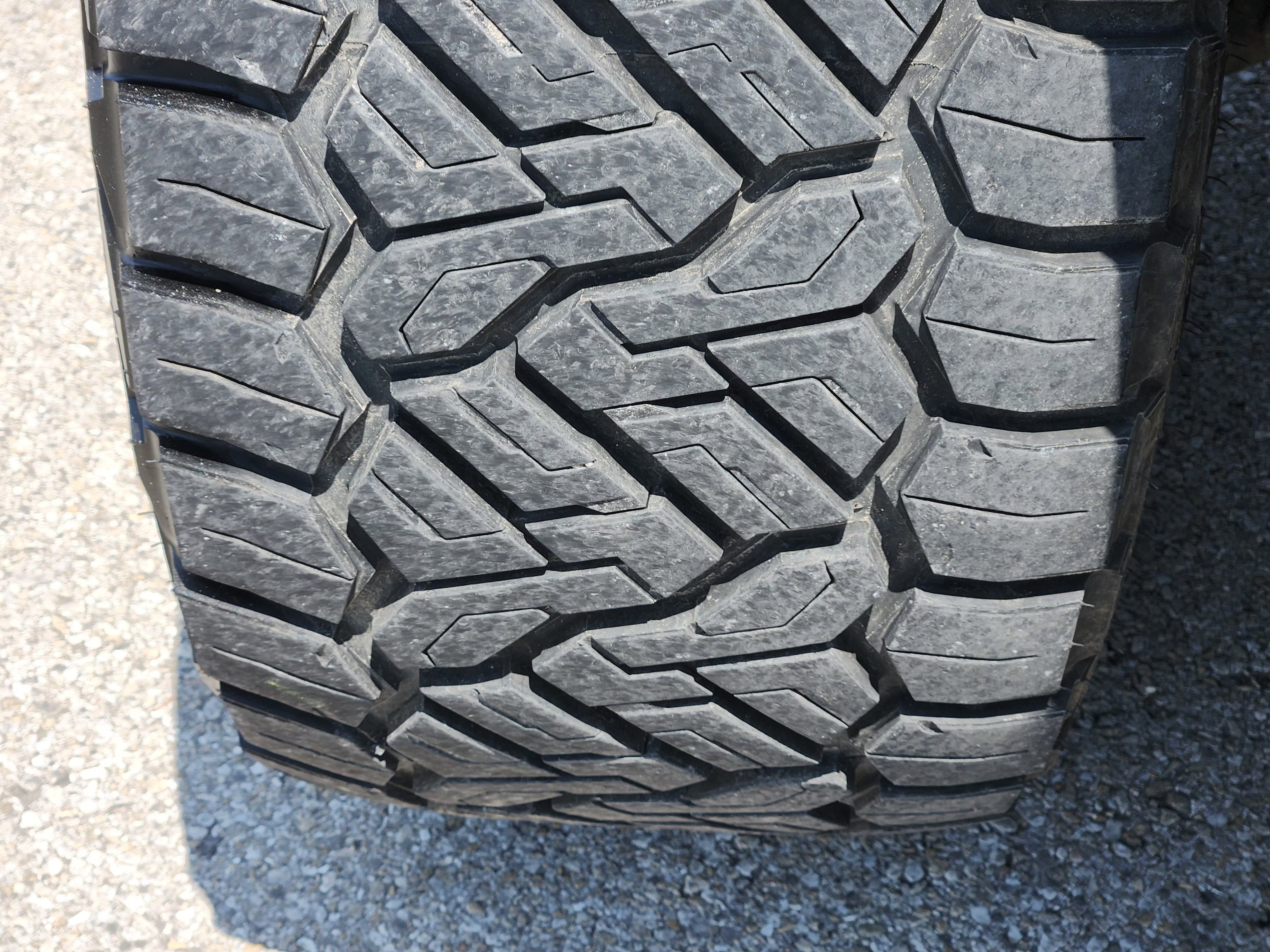 2009 Toyota Tundra 4WD Truck SR5