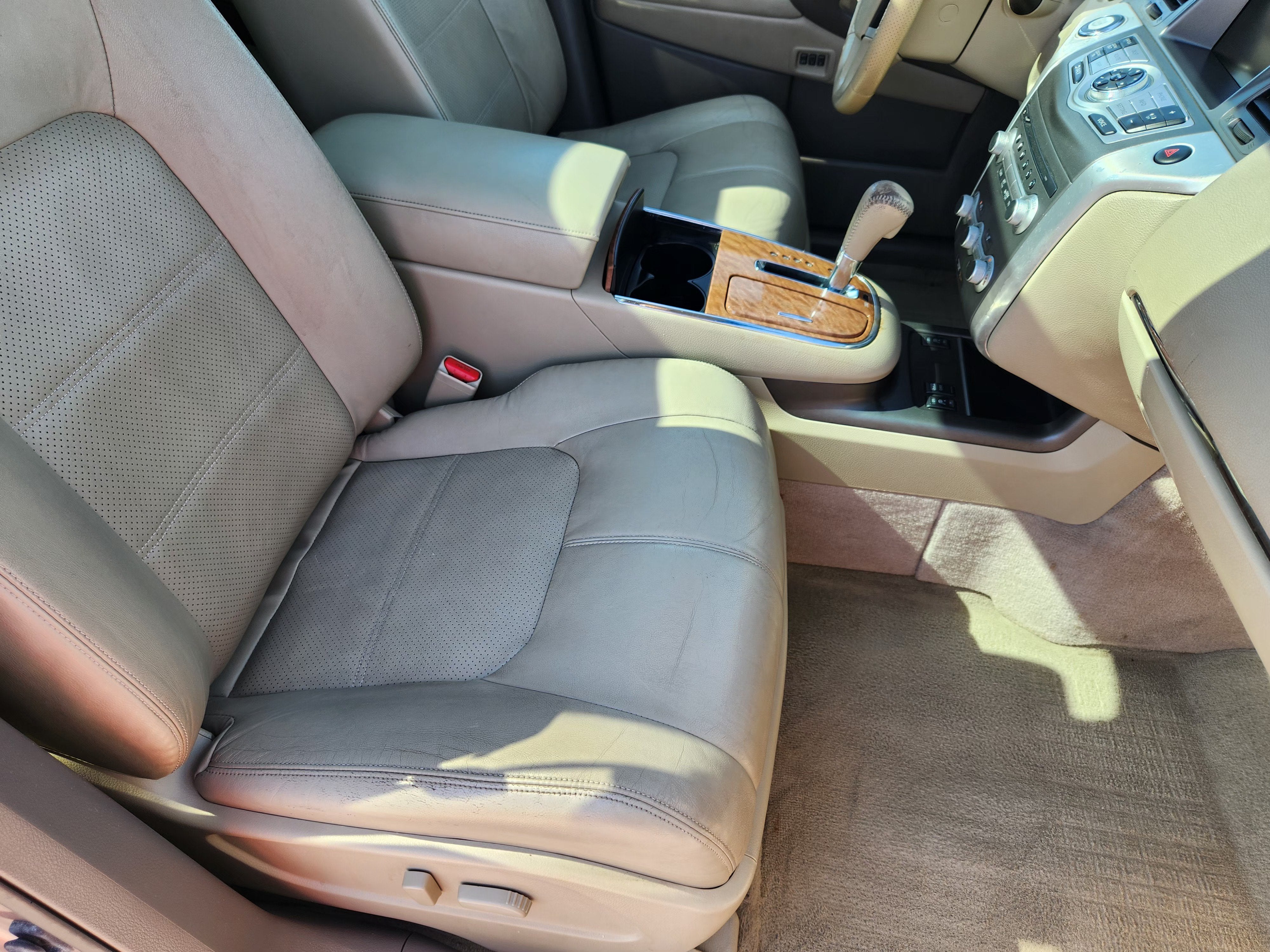 2011 Nissan Murano LE
