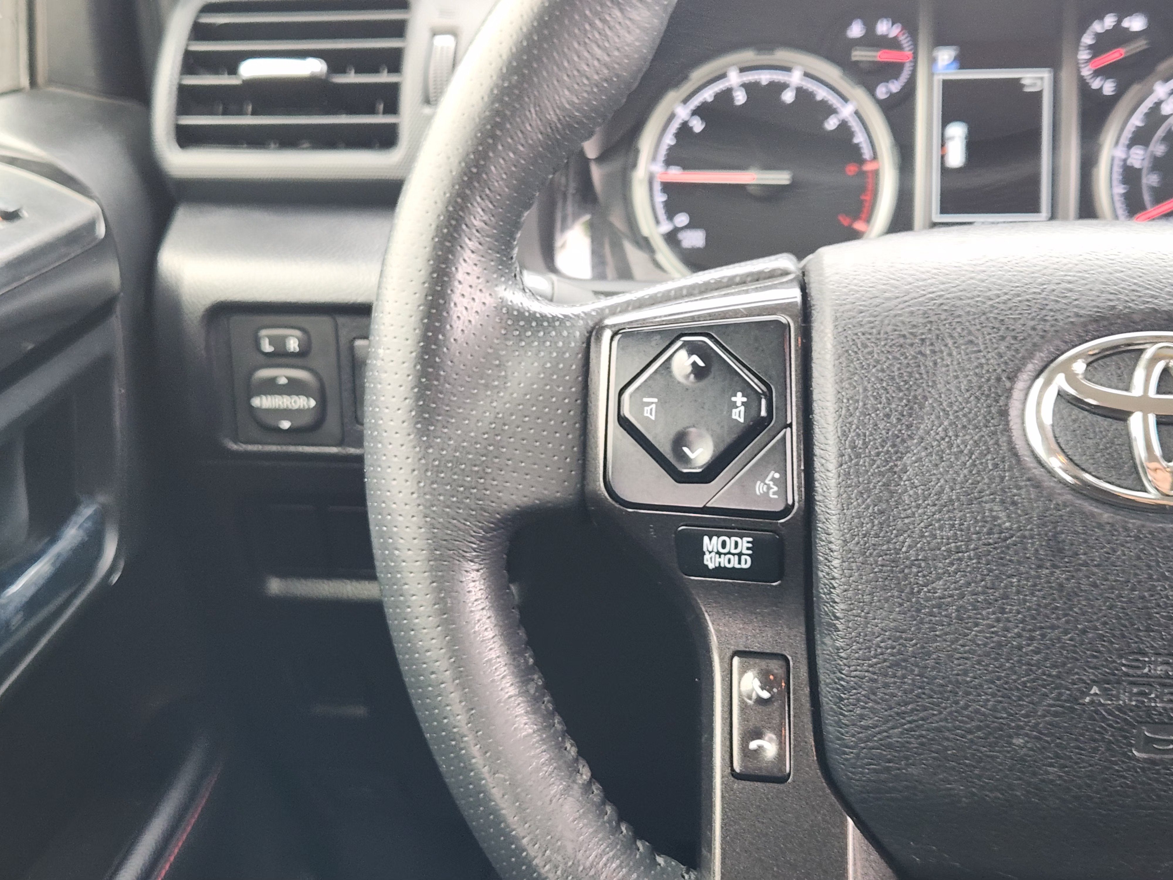 2022 Toyota 4Runner TRD Off Road
